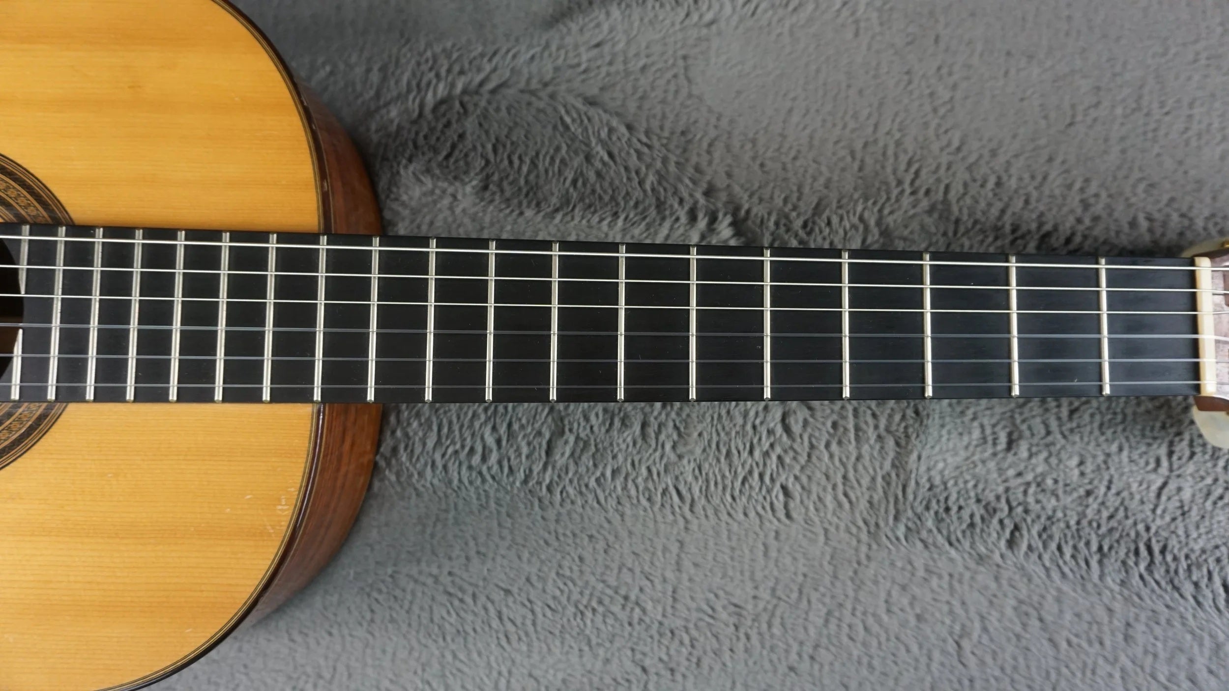 Kuniyoshi Matsui M-12 1987 Classical Guitar – Handbuilt in Japan – Solid Top – Original Case