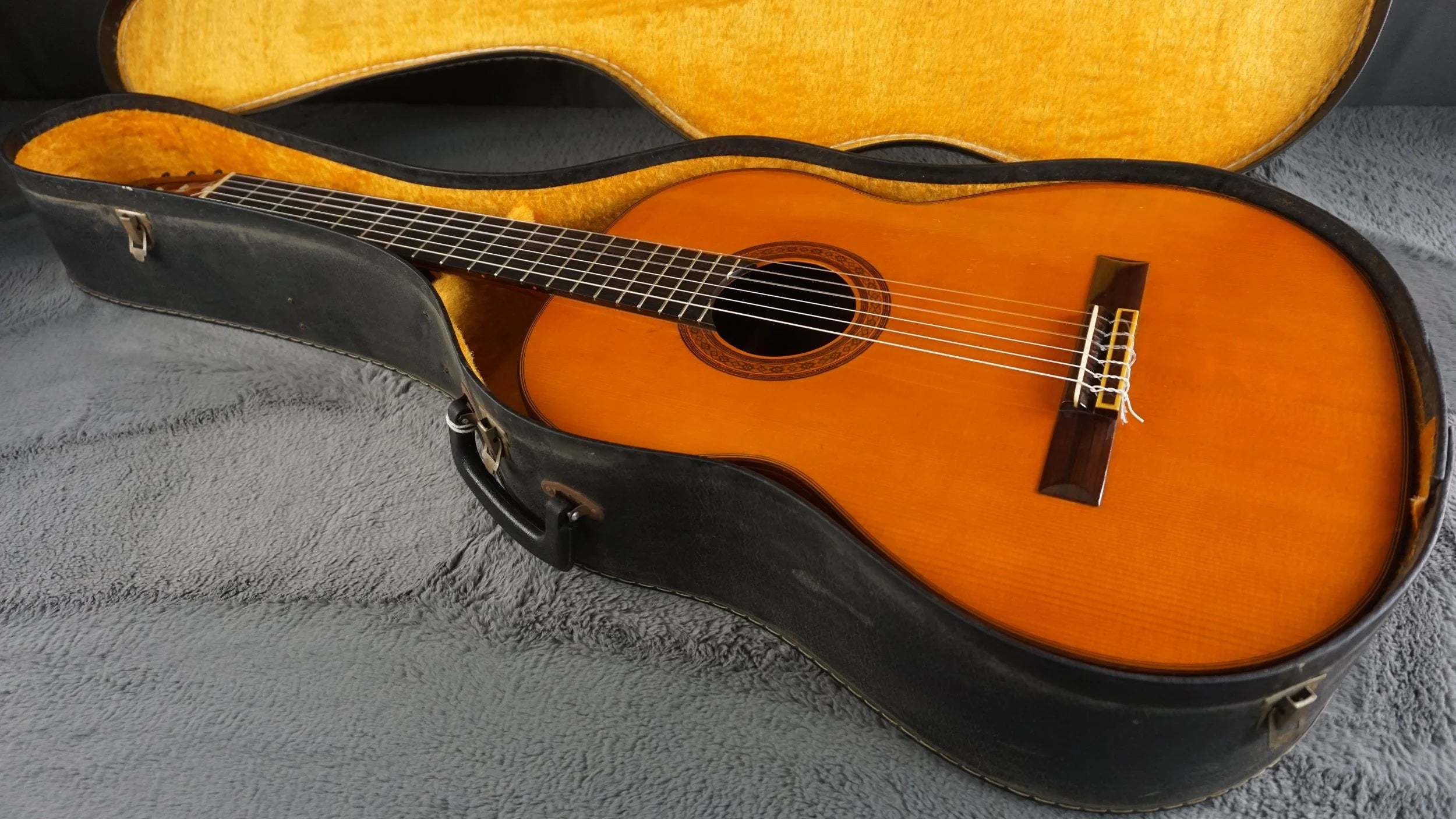 Eiichi Nakade Classical Guitar 1972 – Made in Japan – Solid Top – Player Grade