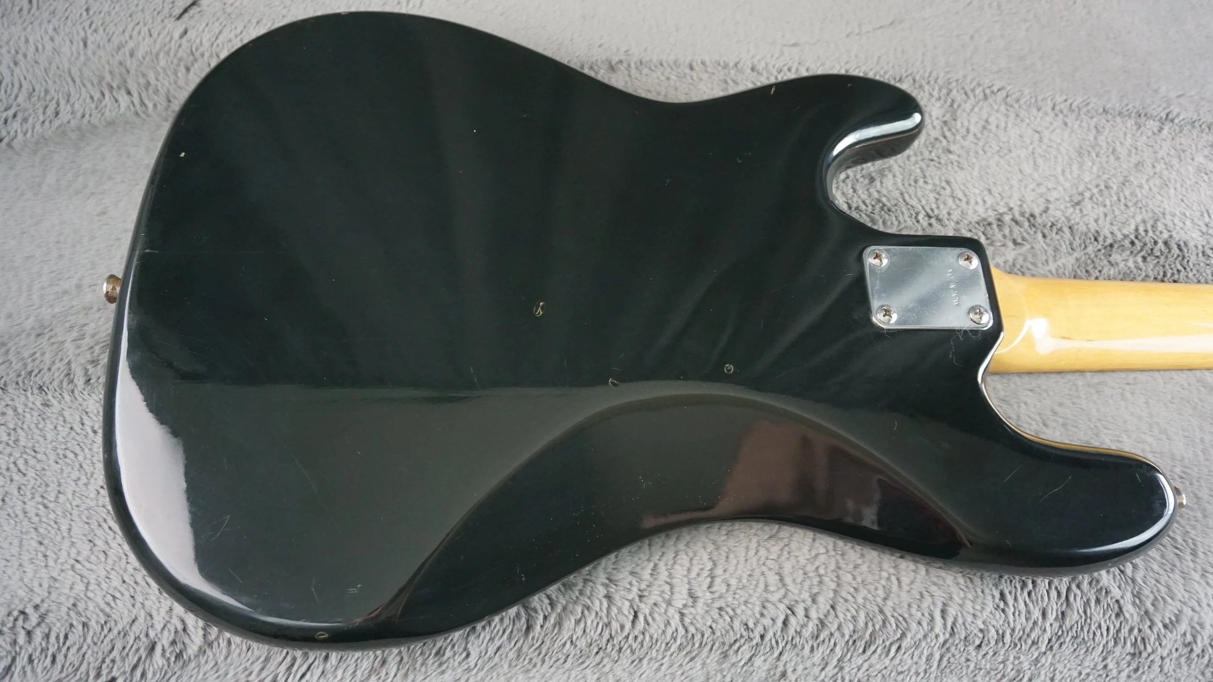 Fresher Personal Bass MIJ Precision-Style Bass Black w/ Maple Neck