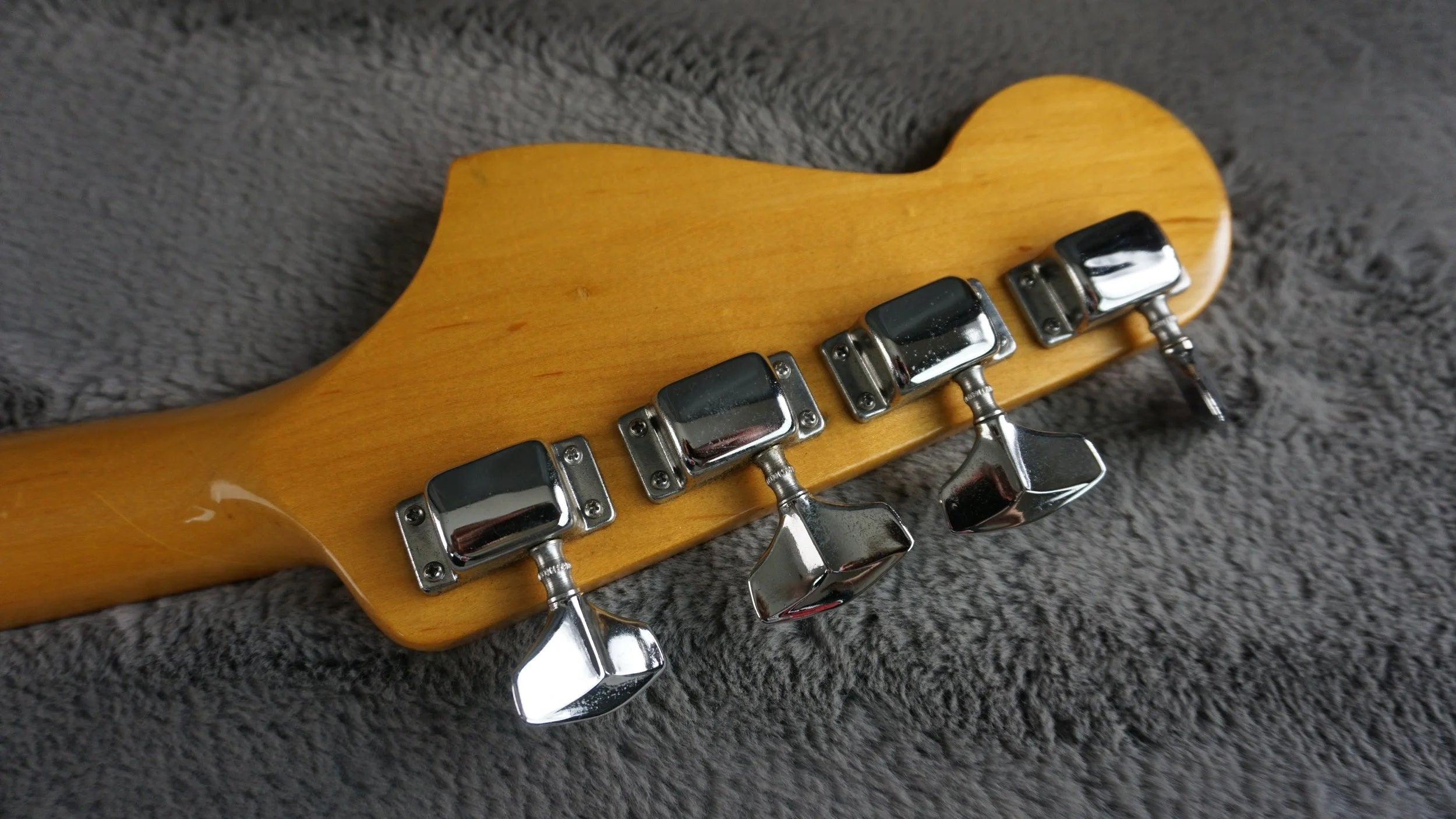 Fresher Personal Bass MIJ Precision-Style Bass Black w/ Maple Neck