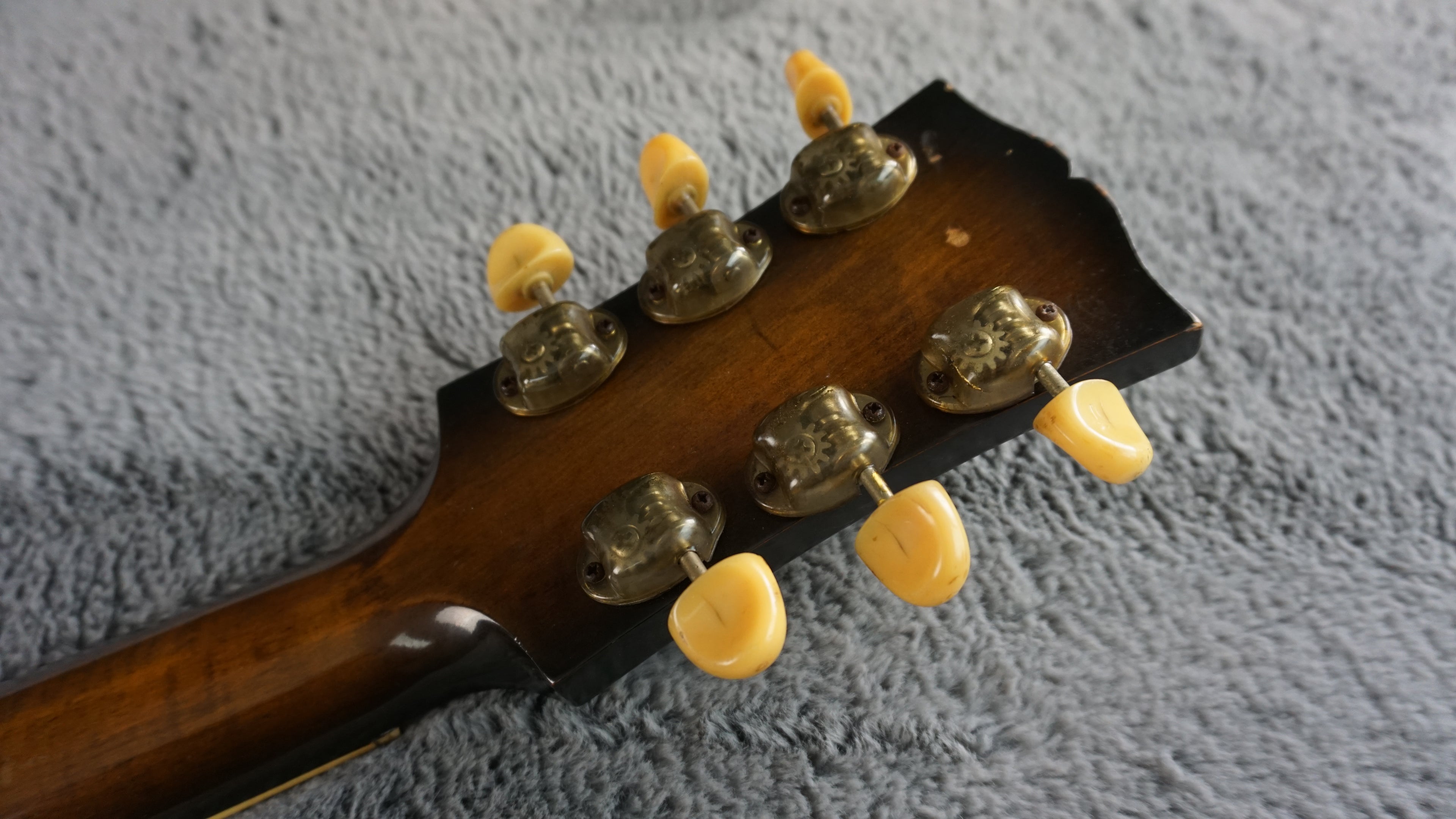 Nardan No. 180 Japan Archtop Tobacco Burst