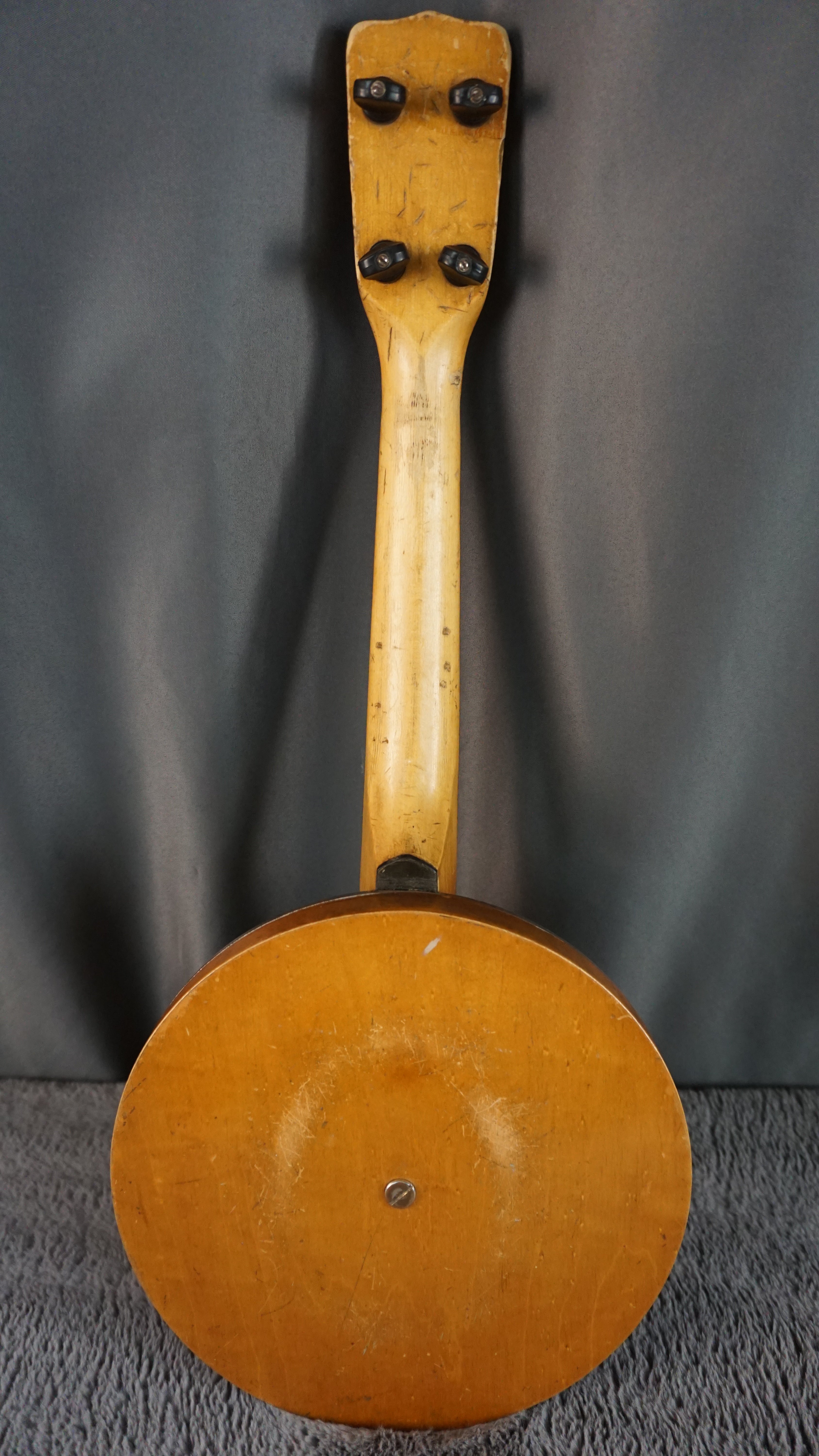 Vintage Closed Back Banjolele