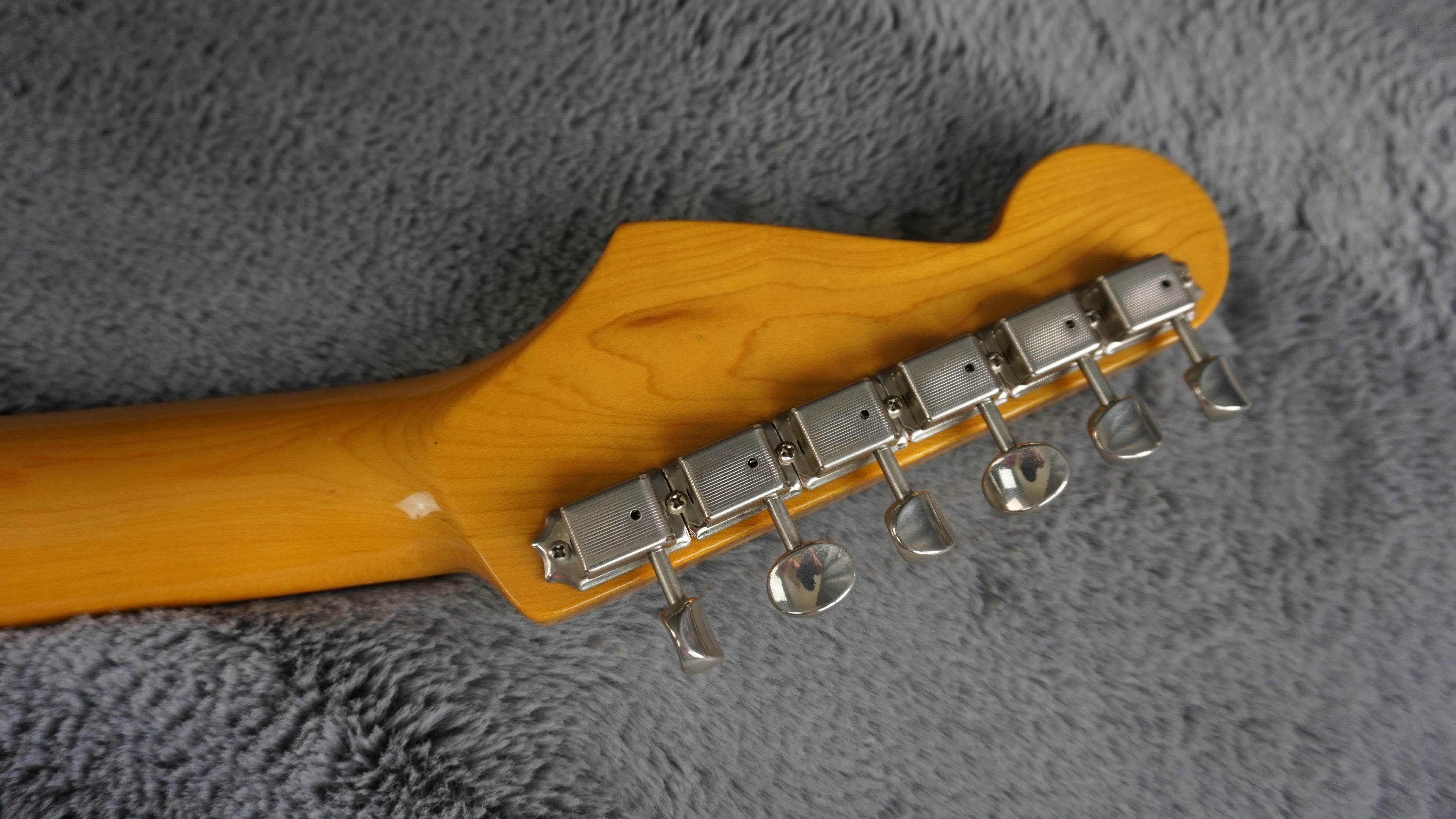Fender Stratocaster 2017 - Sunburst Made in Japan