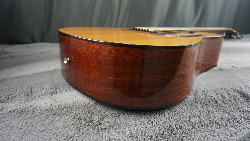 Epiphone AJ-10 Acoustic Guitar