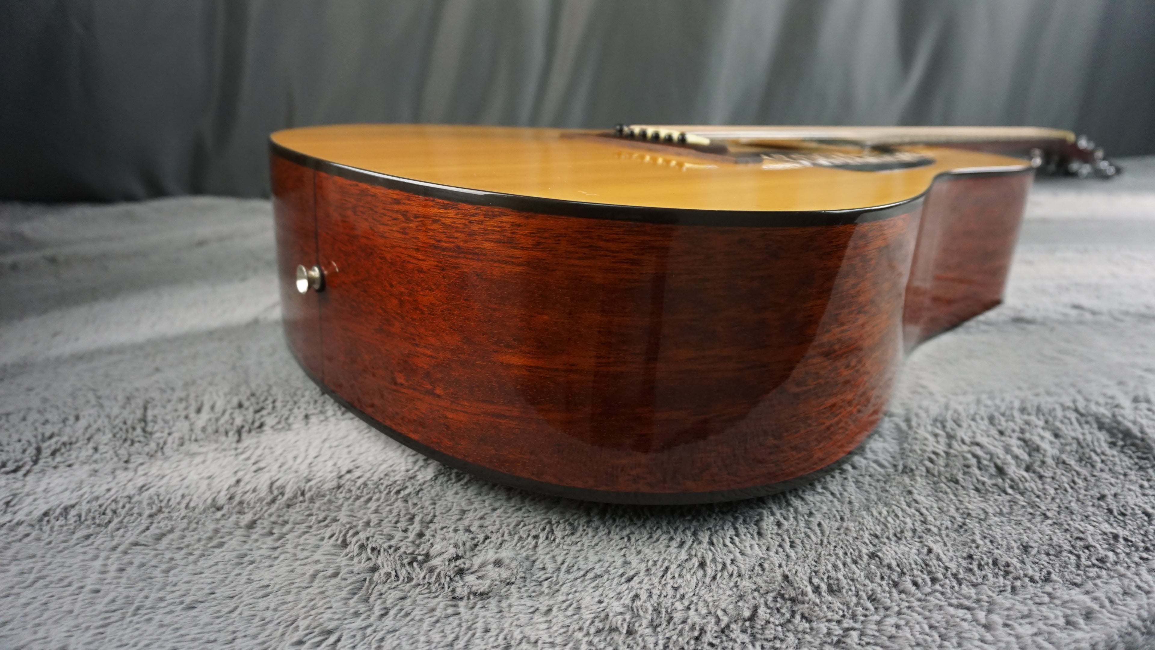 Epiphone AJ-10 Acoustic Guitar
