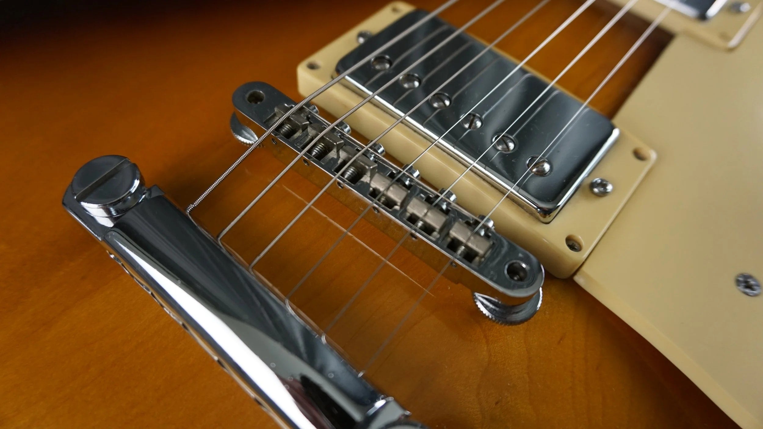 Yamaha SL380 - Studio Lord - Tobacco Burst - Japan