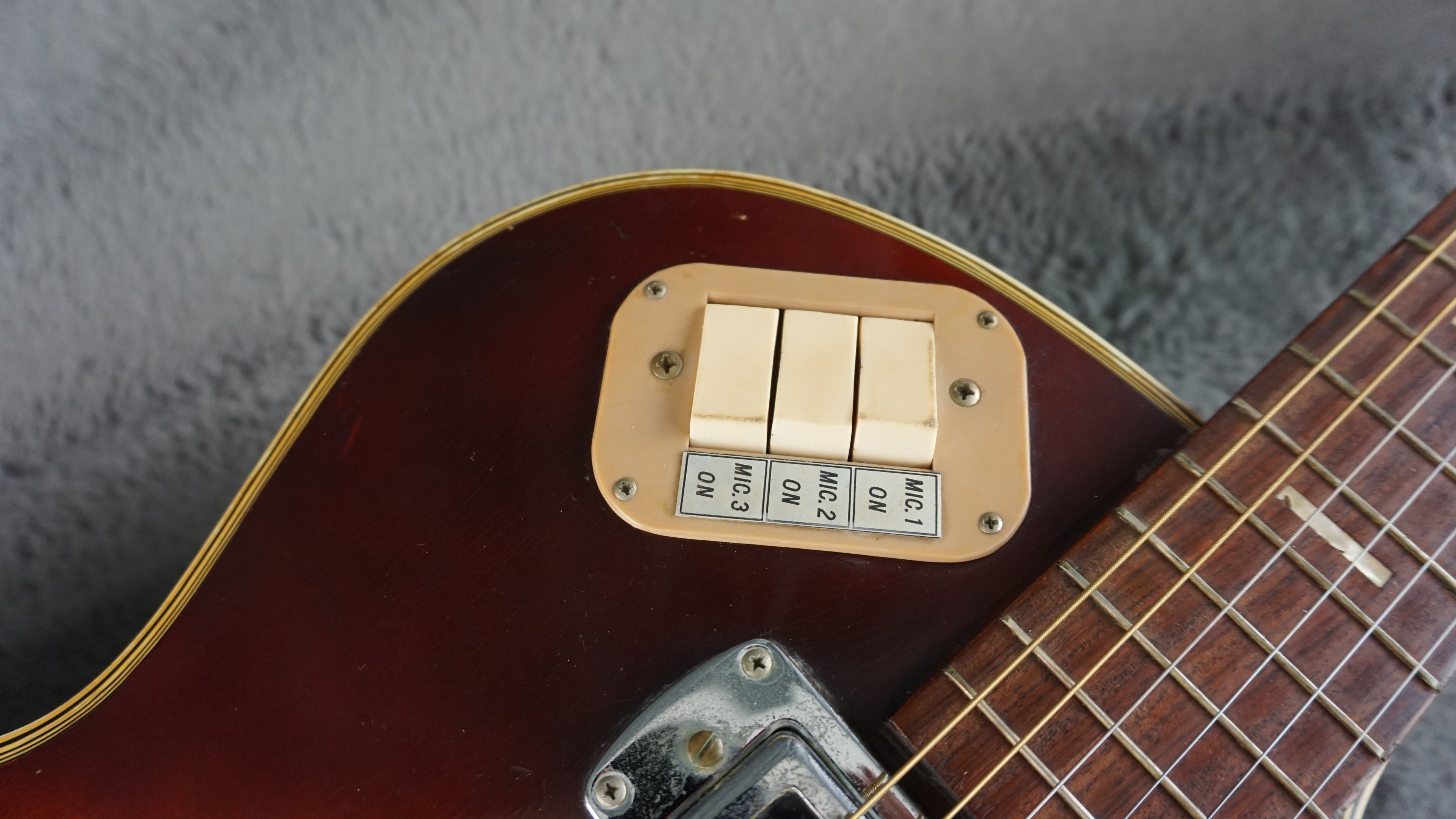 Teisco EP-17 1960s - Tobacco Burst