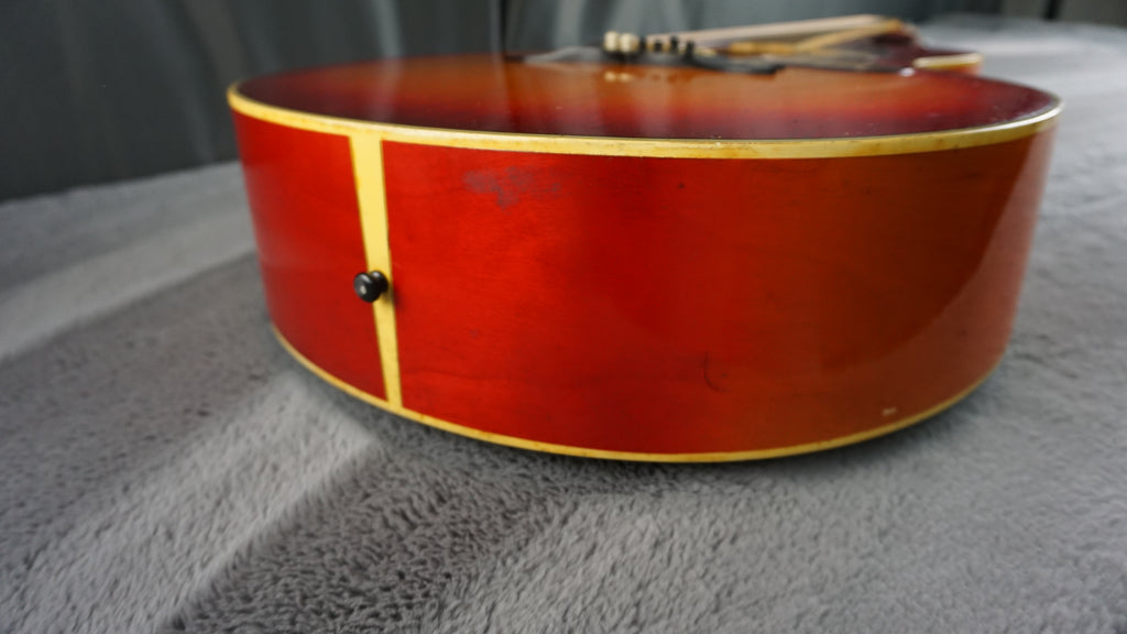 Morales M350 Jumbo Acoustic Japan Sunburst w/ Hard Case