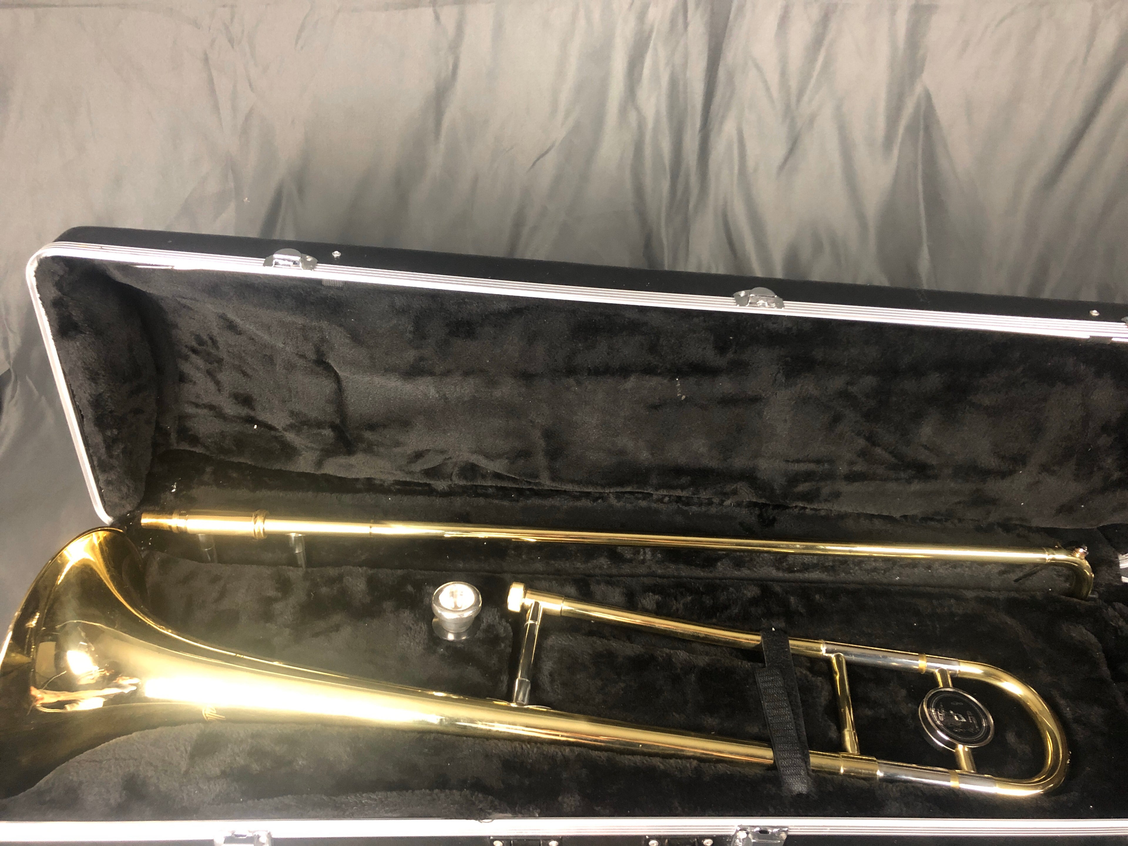 Allora Student Trombone  Brass / Chrome