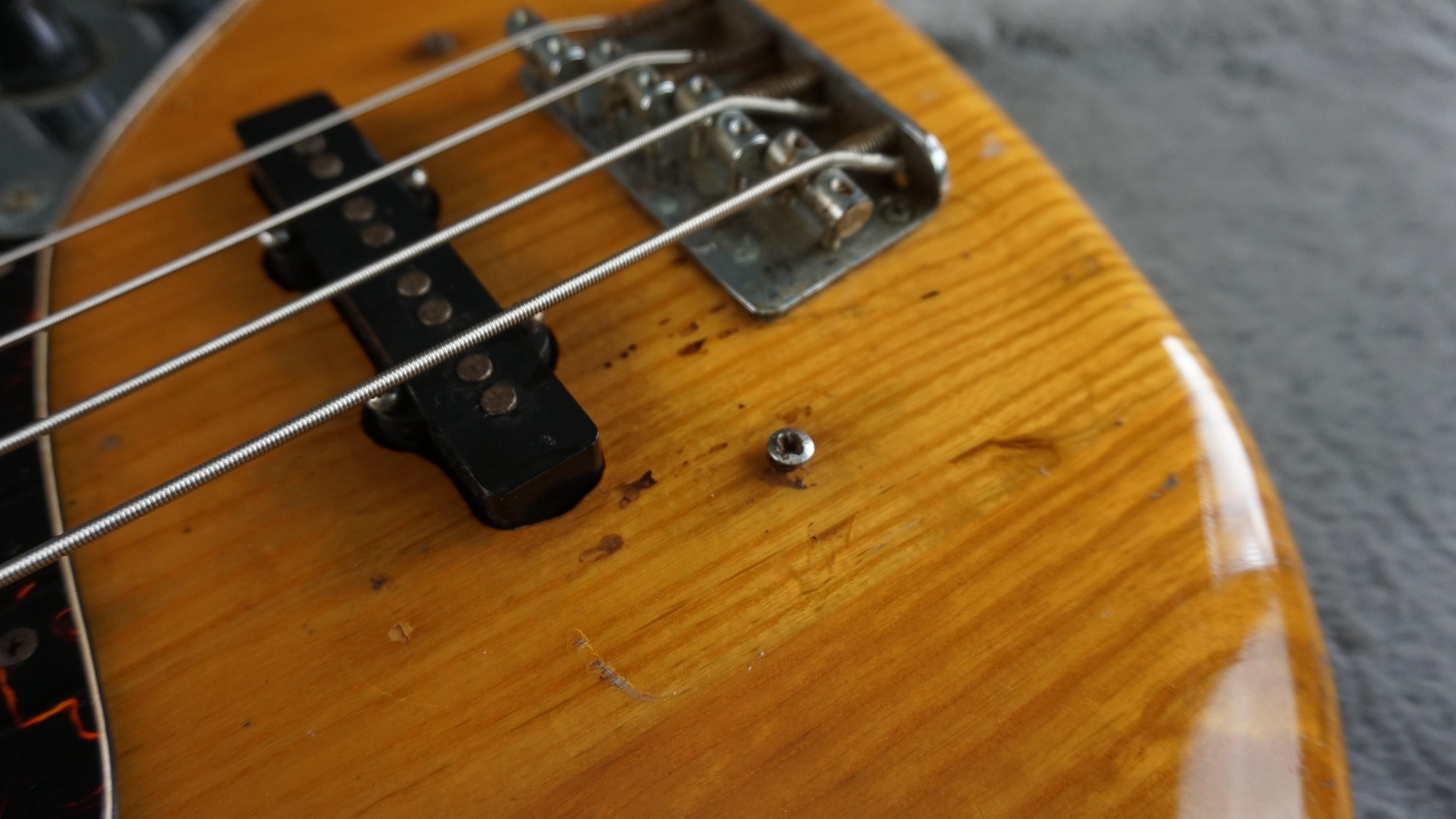 Hisonus Excellent Bass - Jazz Style Natural