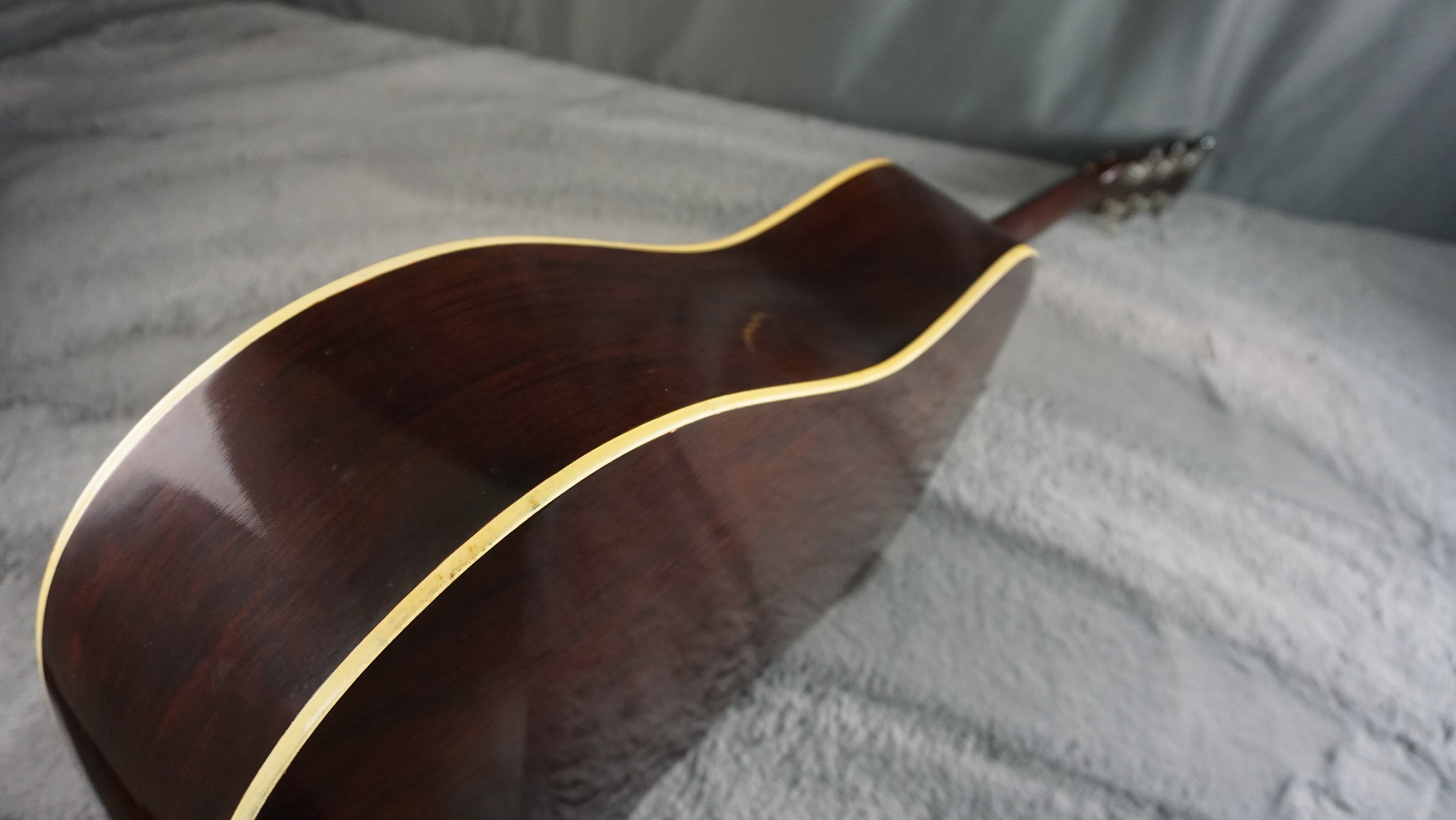 Morris W-18 Japan Acoustic Guitar