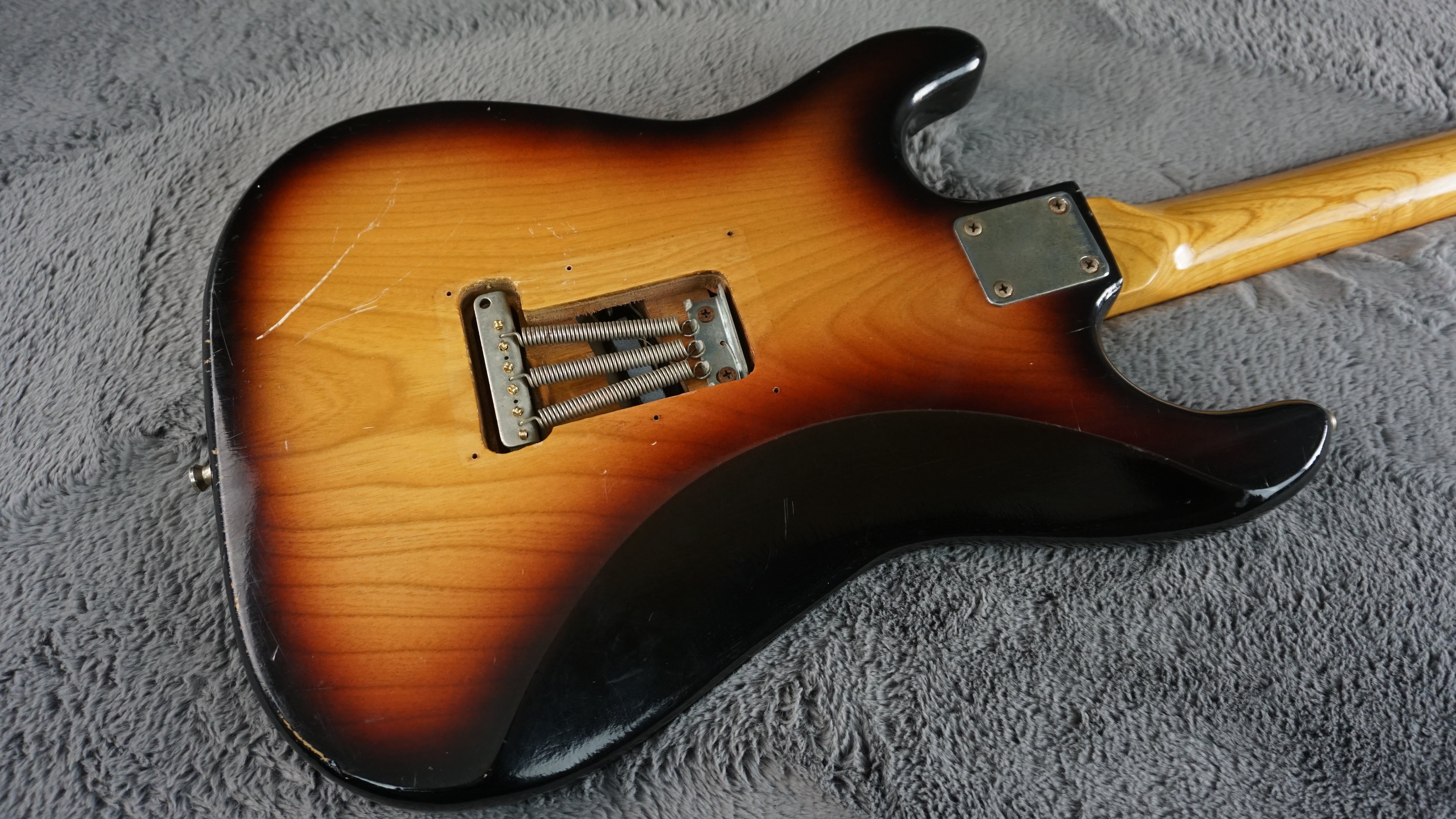 Holly Splendor Series S-Style - Tobacco Burst Tomson MIJ