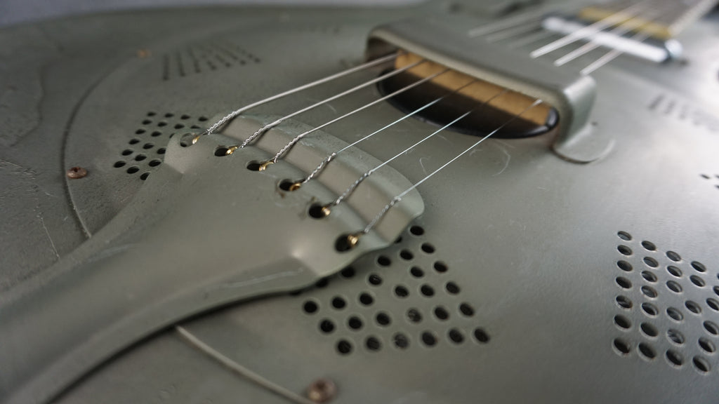 Gill Tone Resonator Japan Rare w/ Original Hard Case