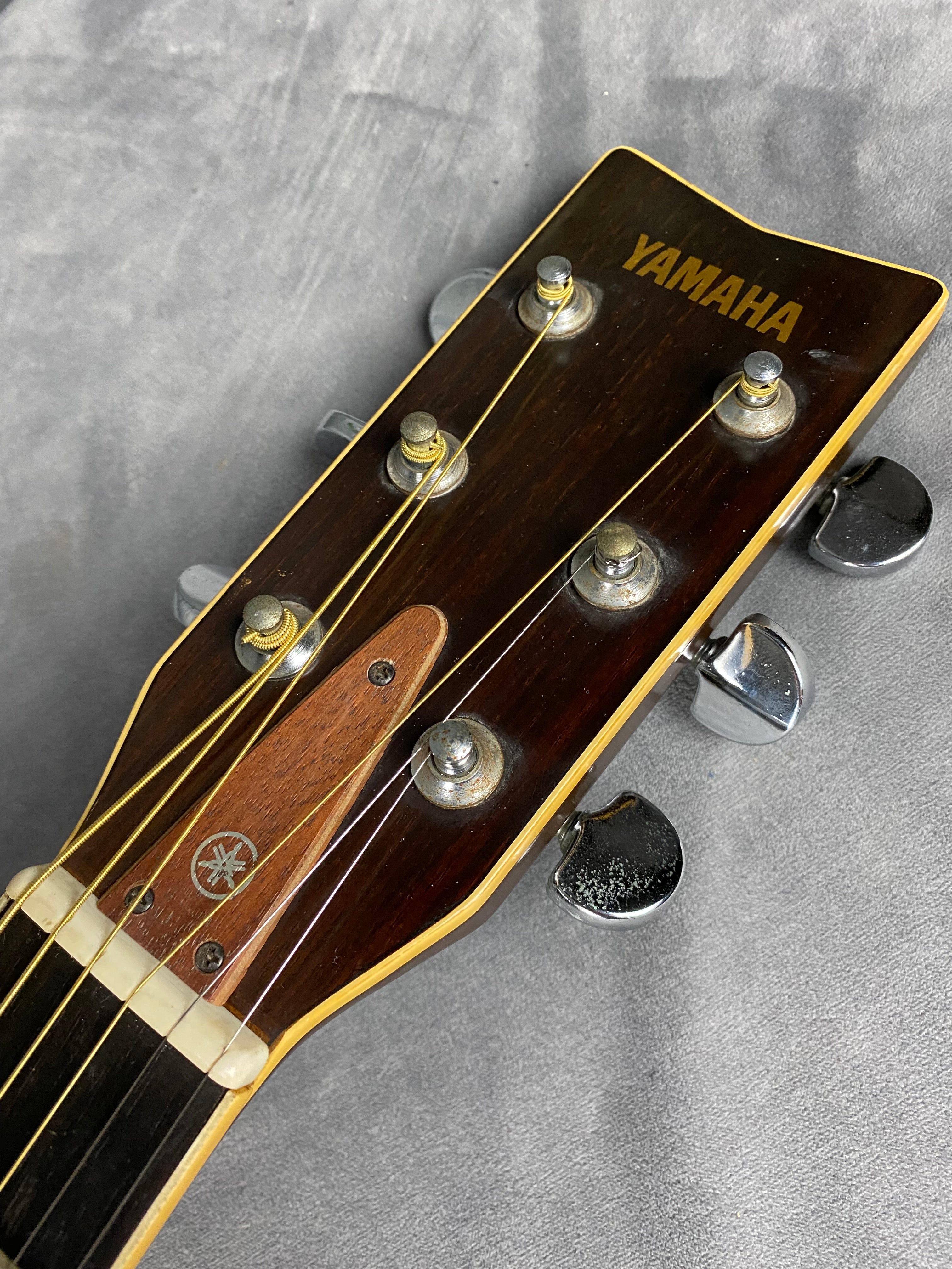 Yamaha FG-201 1977