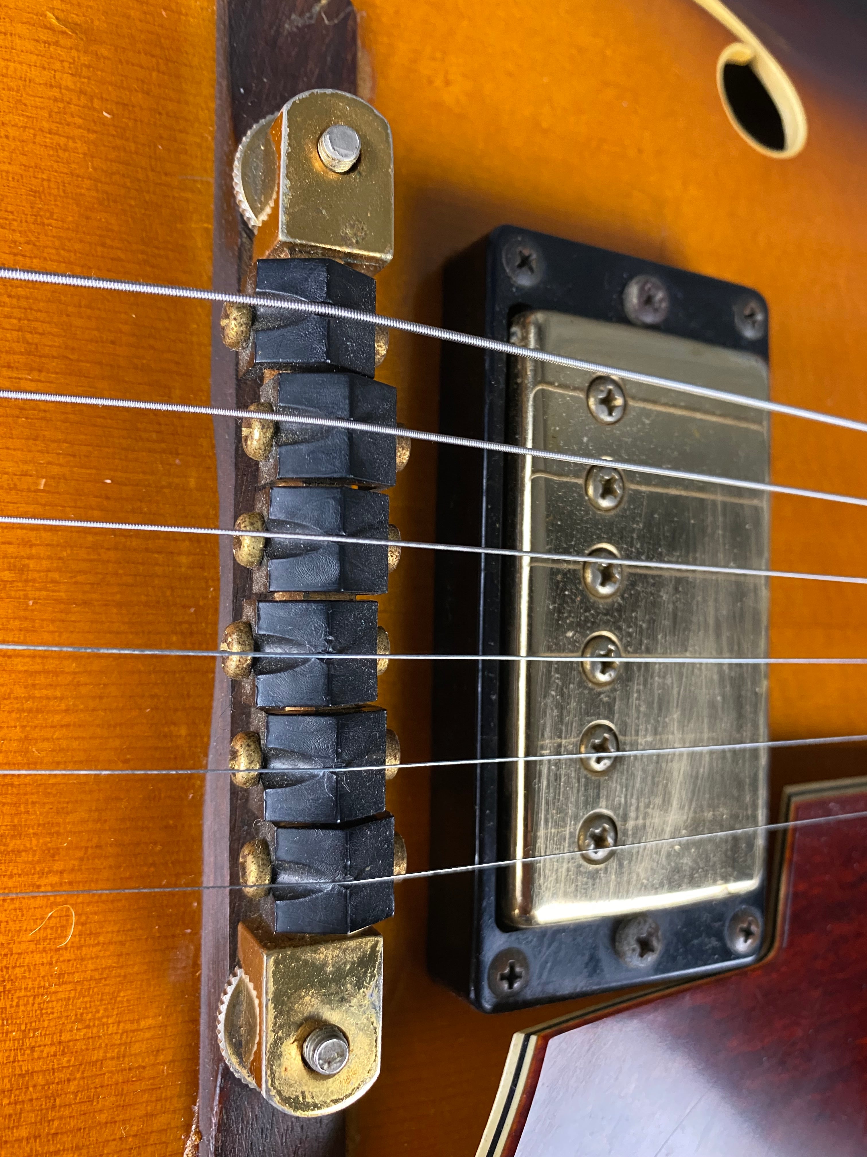 Yamaha AE-18 Archtop Hollowbody Rare! 1974