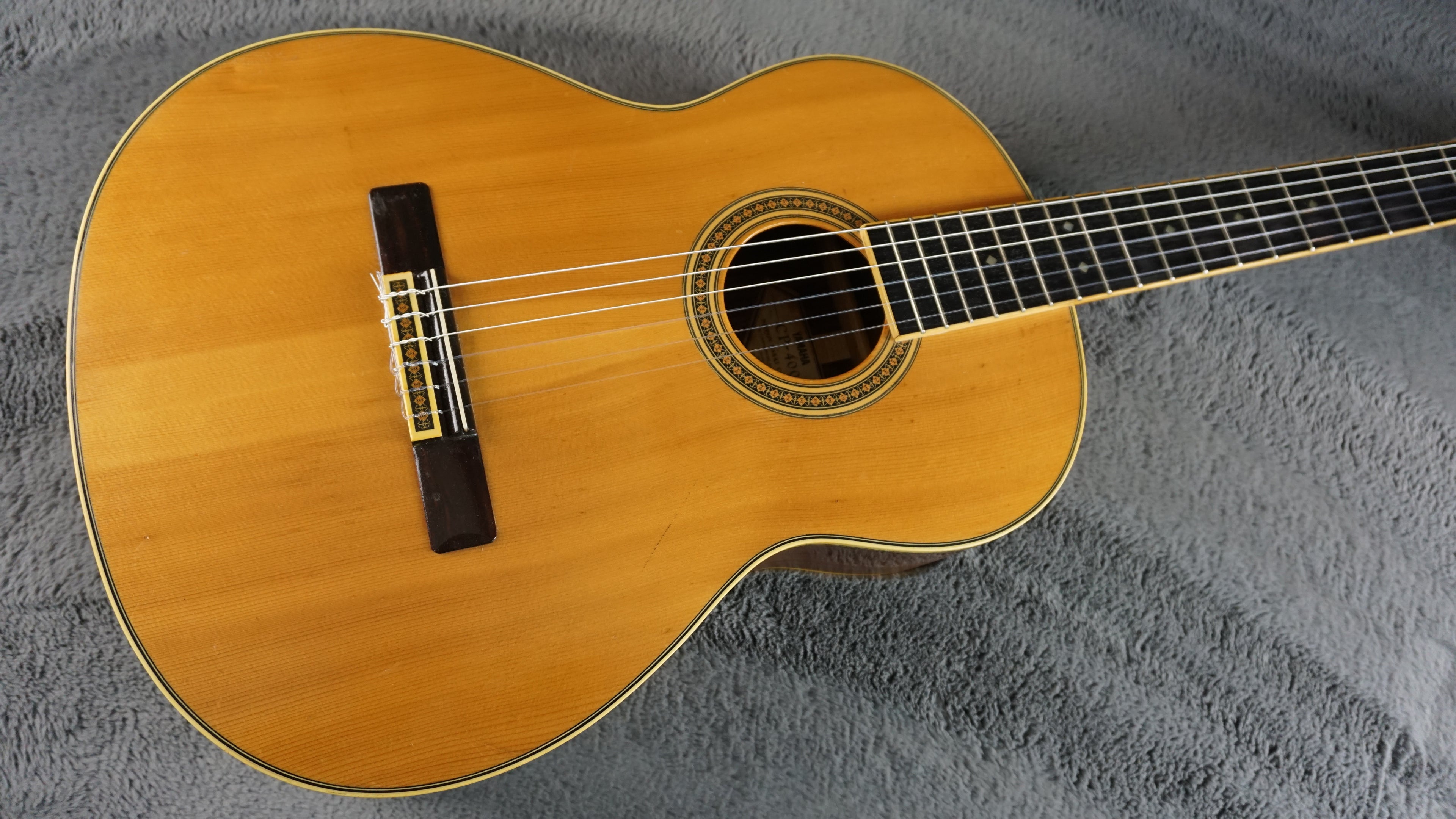 Yamaha CP-400 Classical Guitar Japan Brazilian Rosewood