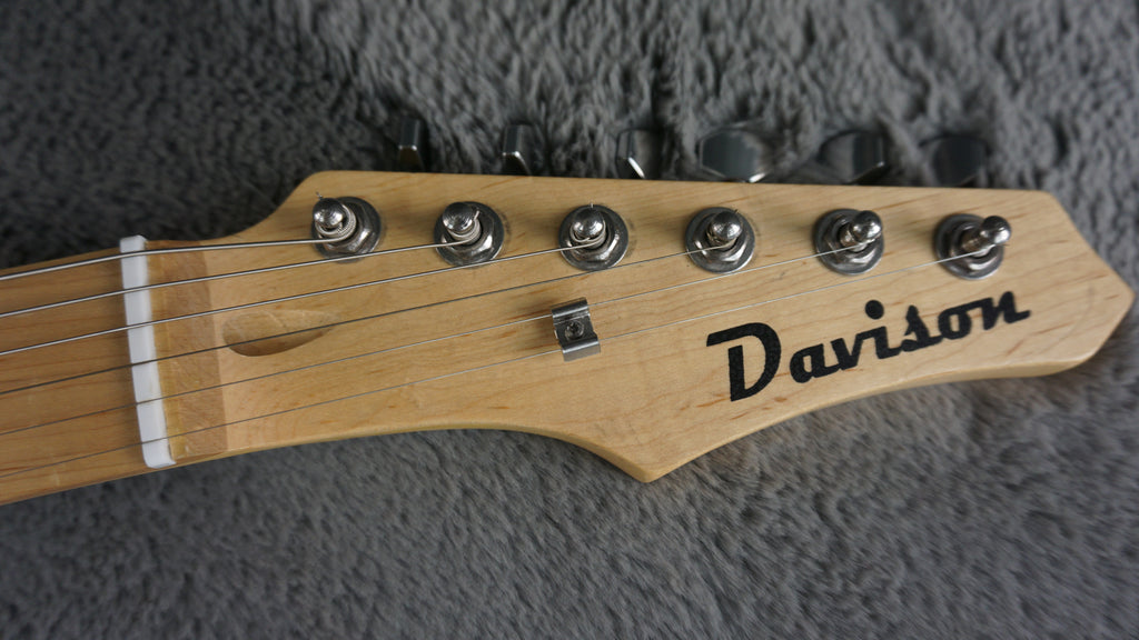 Davison - Tobacco Burst