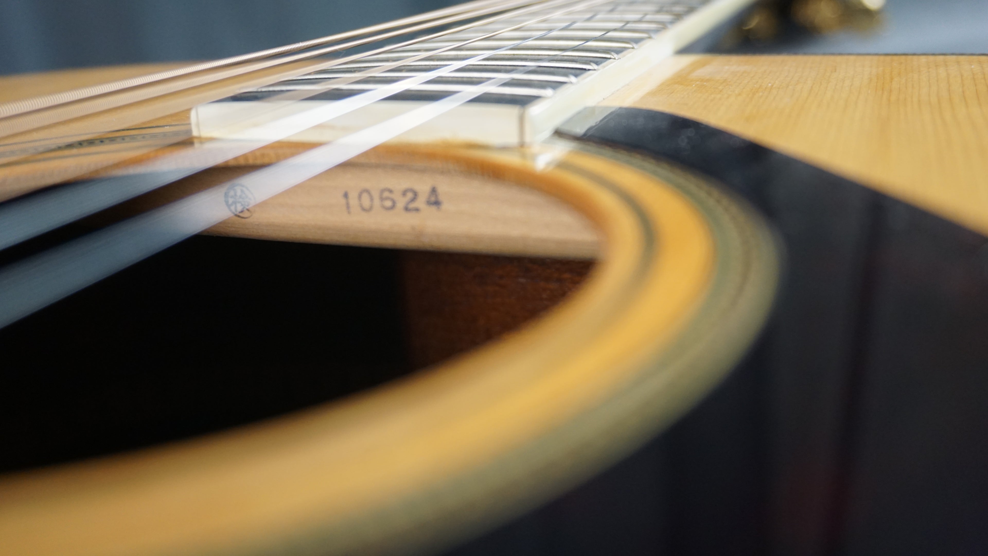 Yamaha L-8 Luxury Series Solid Wood Japan Acoustic