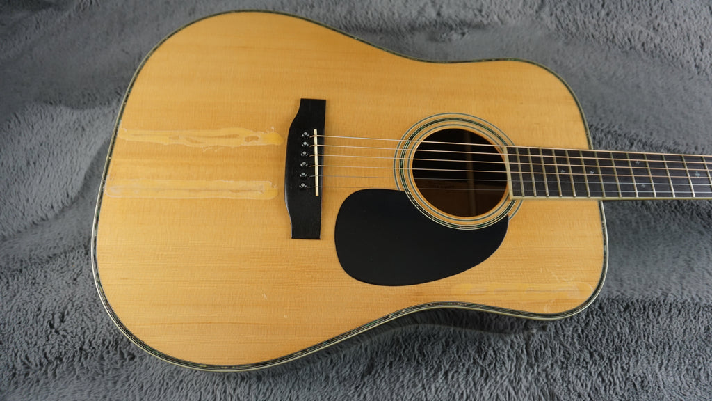 Morris 50 Special Japan Dreadnought w/ Hard Case
