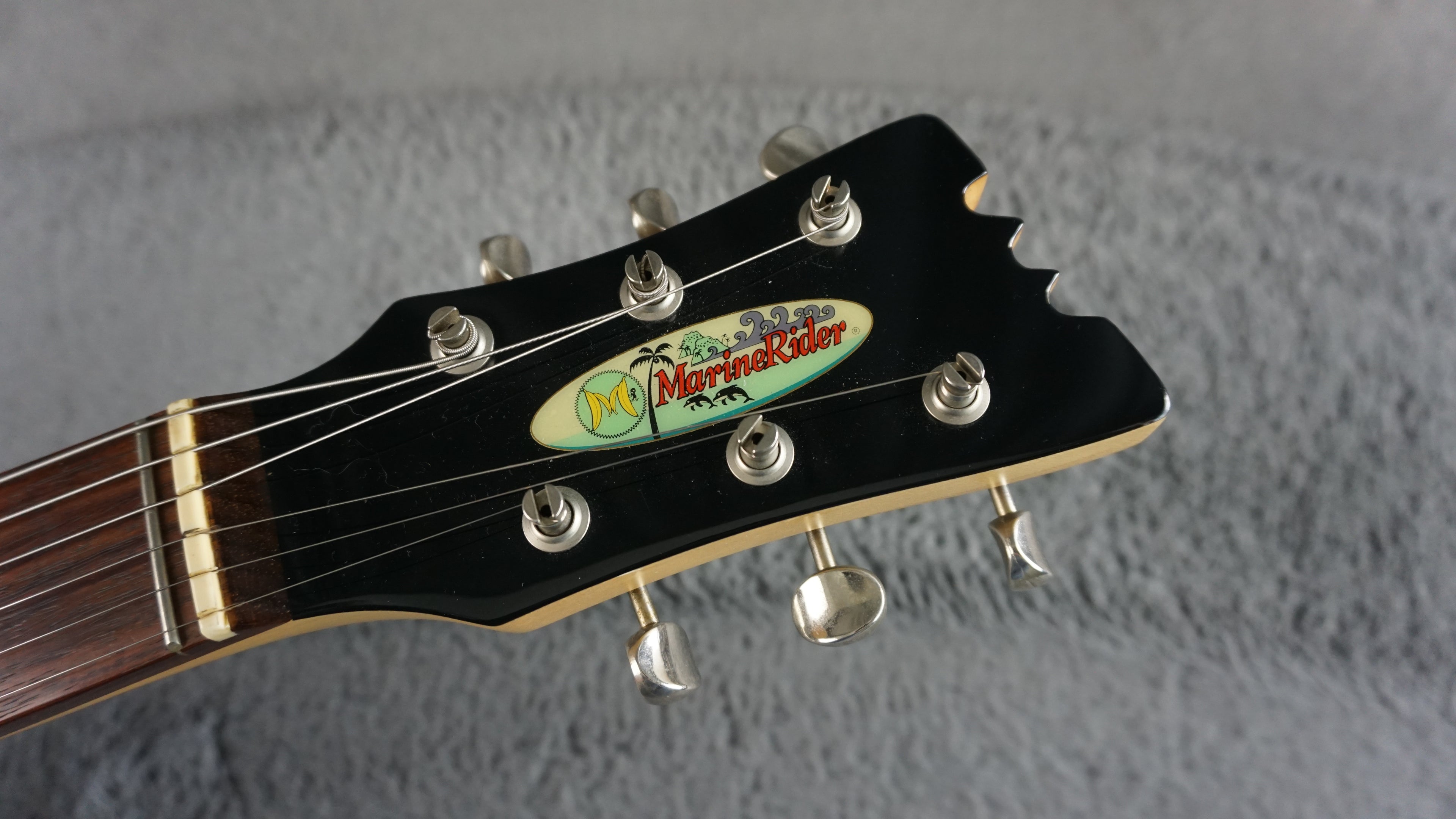 MarineRider Mosrite Ventures Model with Built In Amp 1990’s - Sunburst
