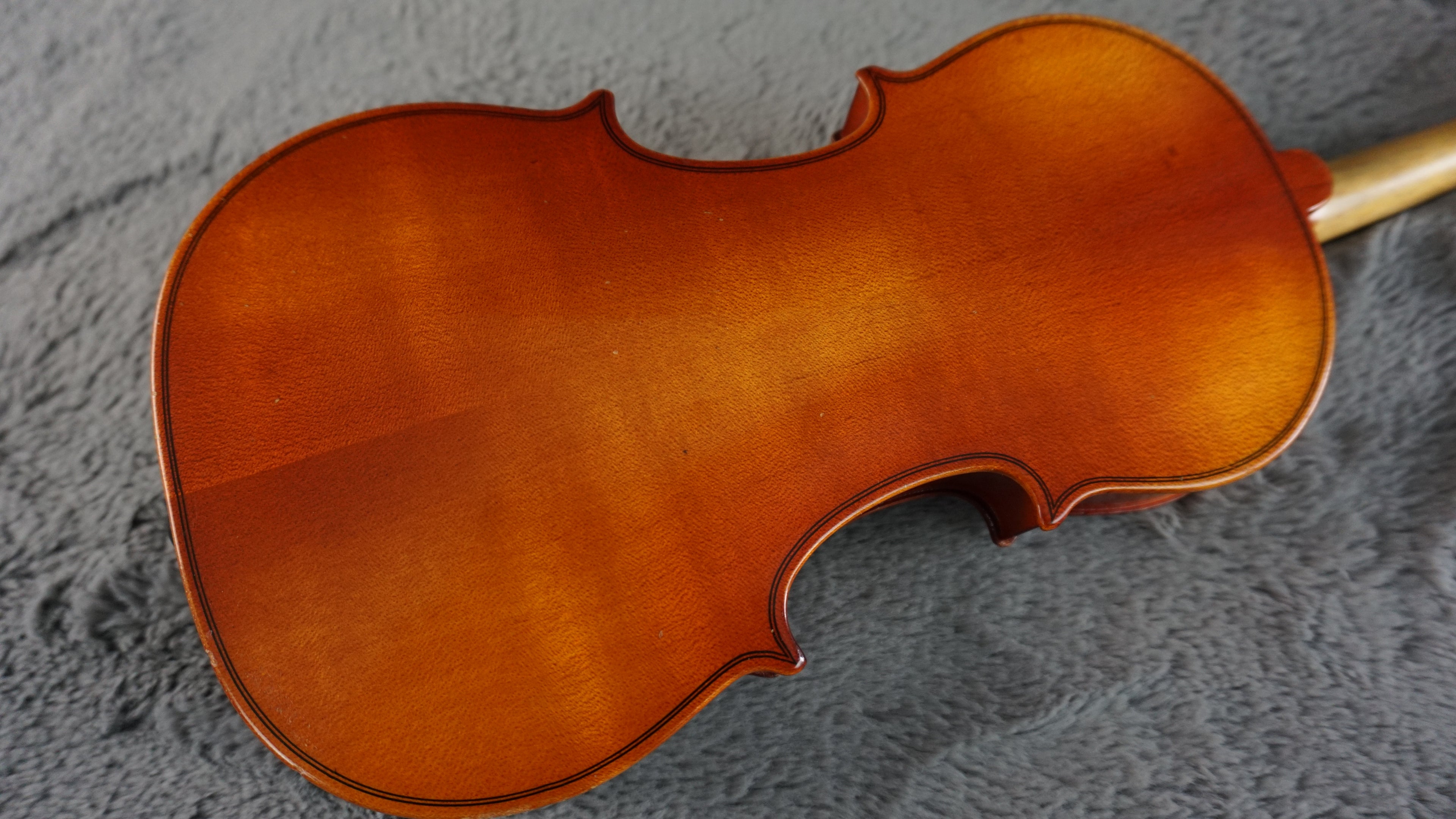Suzuki No. 220 1/8 1980 Violin