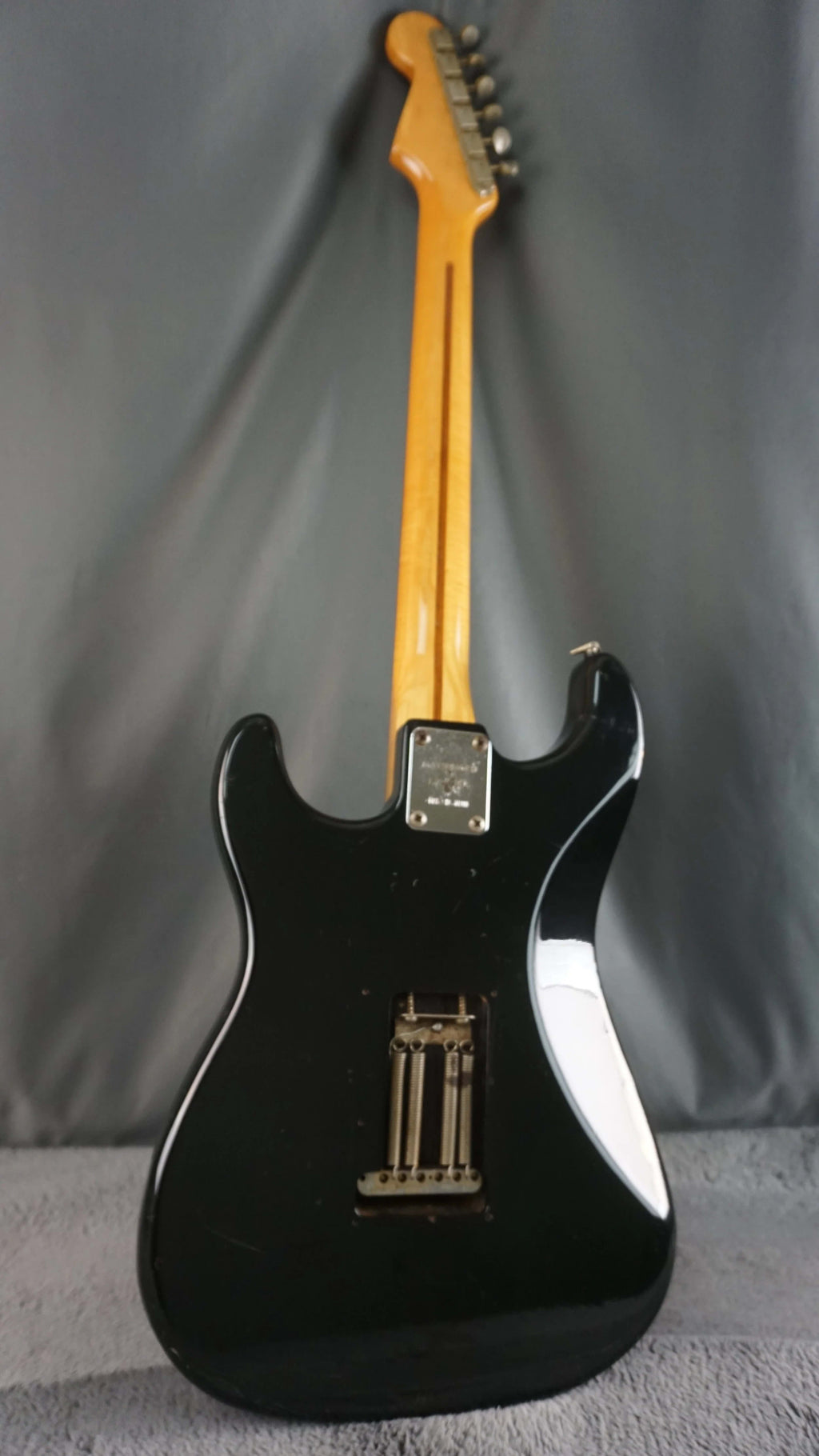 Aria Pro II Strikin' Sound S-Style Japan Black