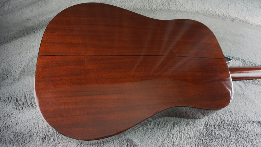 Thumb W-150 by Terada Japan Acoustic w/ Hard Case