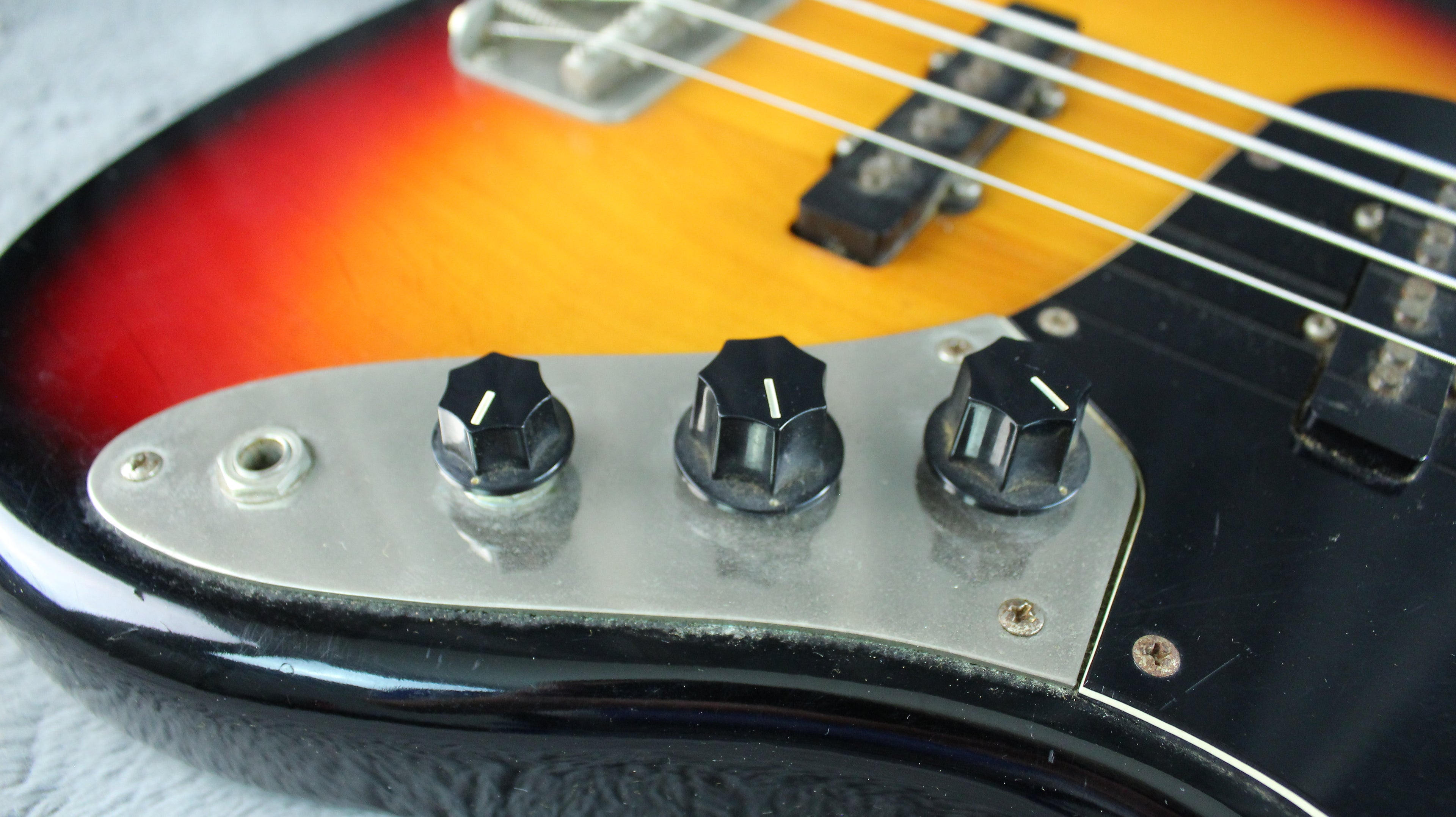 Tokai Jazz Sound 80s - Sunburst 4-String Bass
