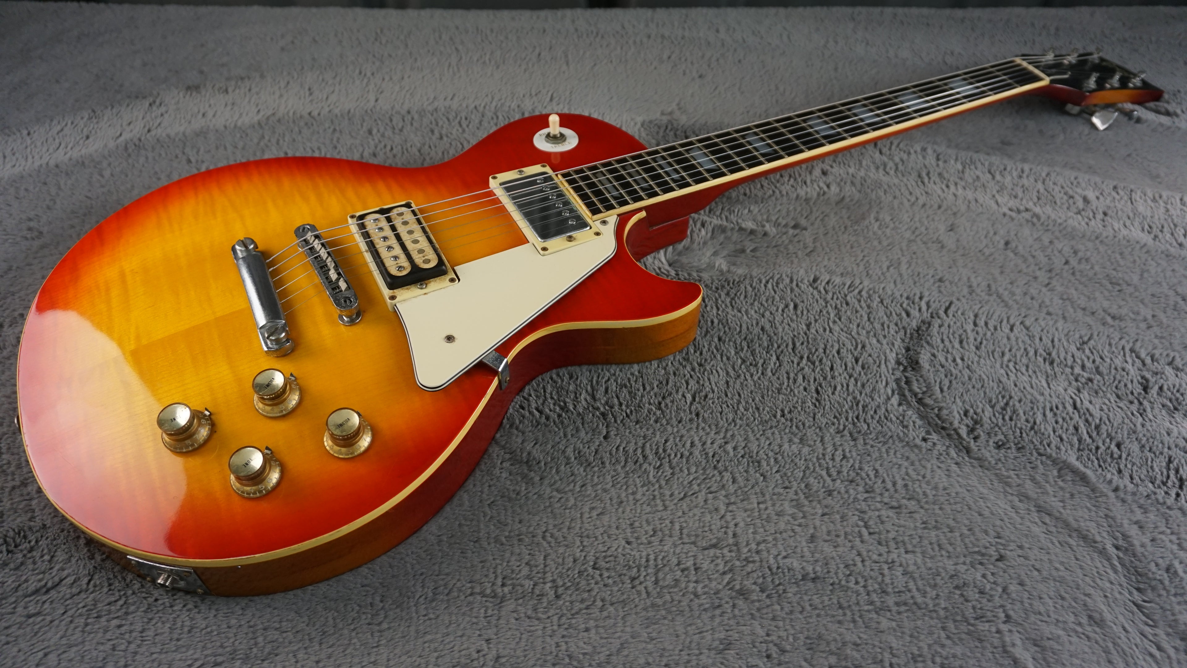 Greco Custom Les Paul - Quilted Sunburst Japan