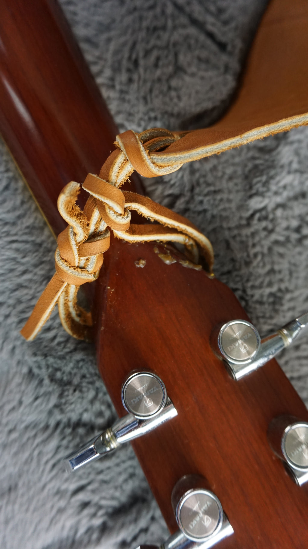 Yamaki 130 Acoustic D-28 Style Japan w/ Hard Case