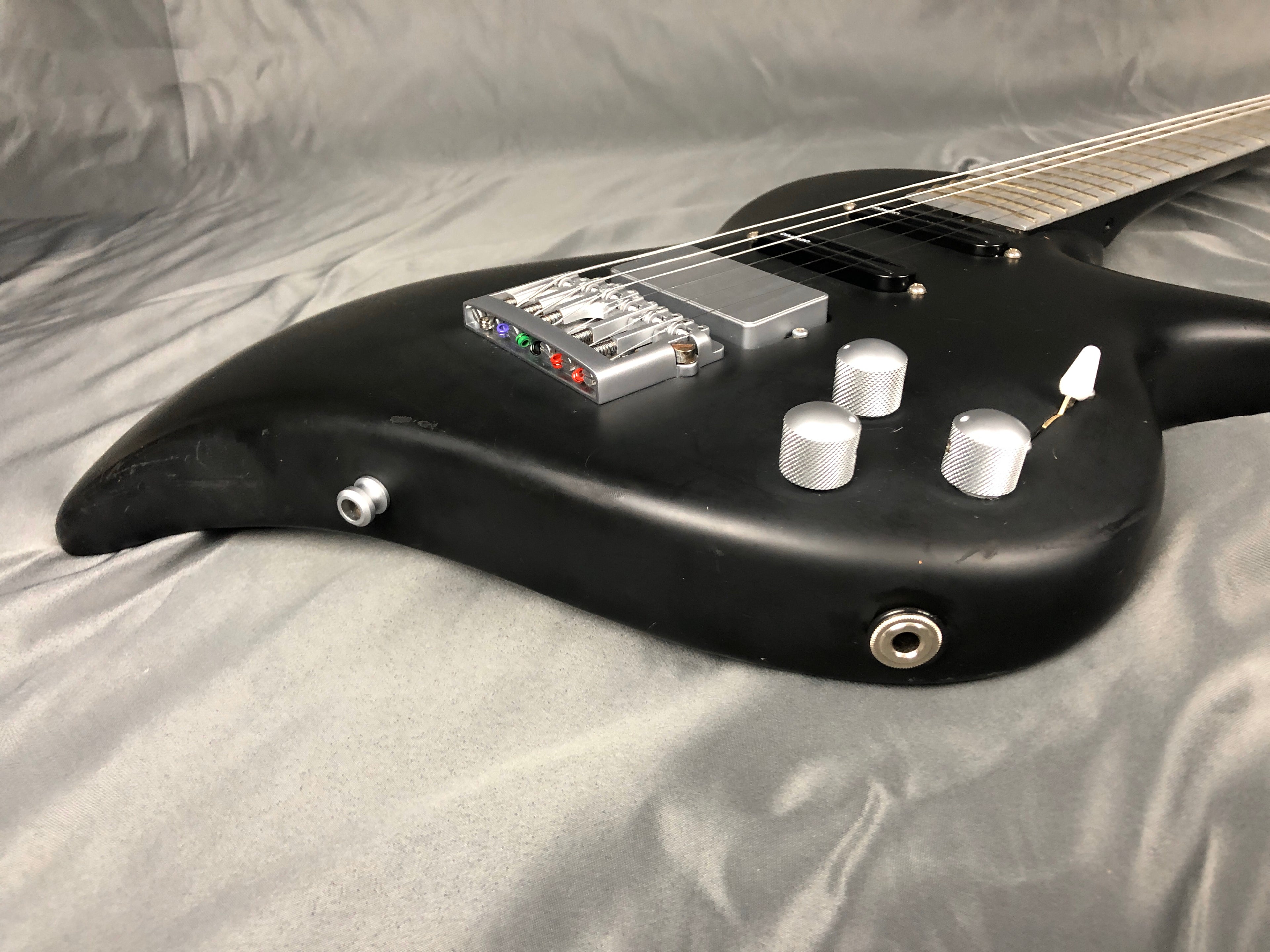 Andreas Guitars Shark Boutique Guitar 2000 Satin Black