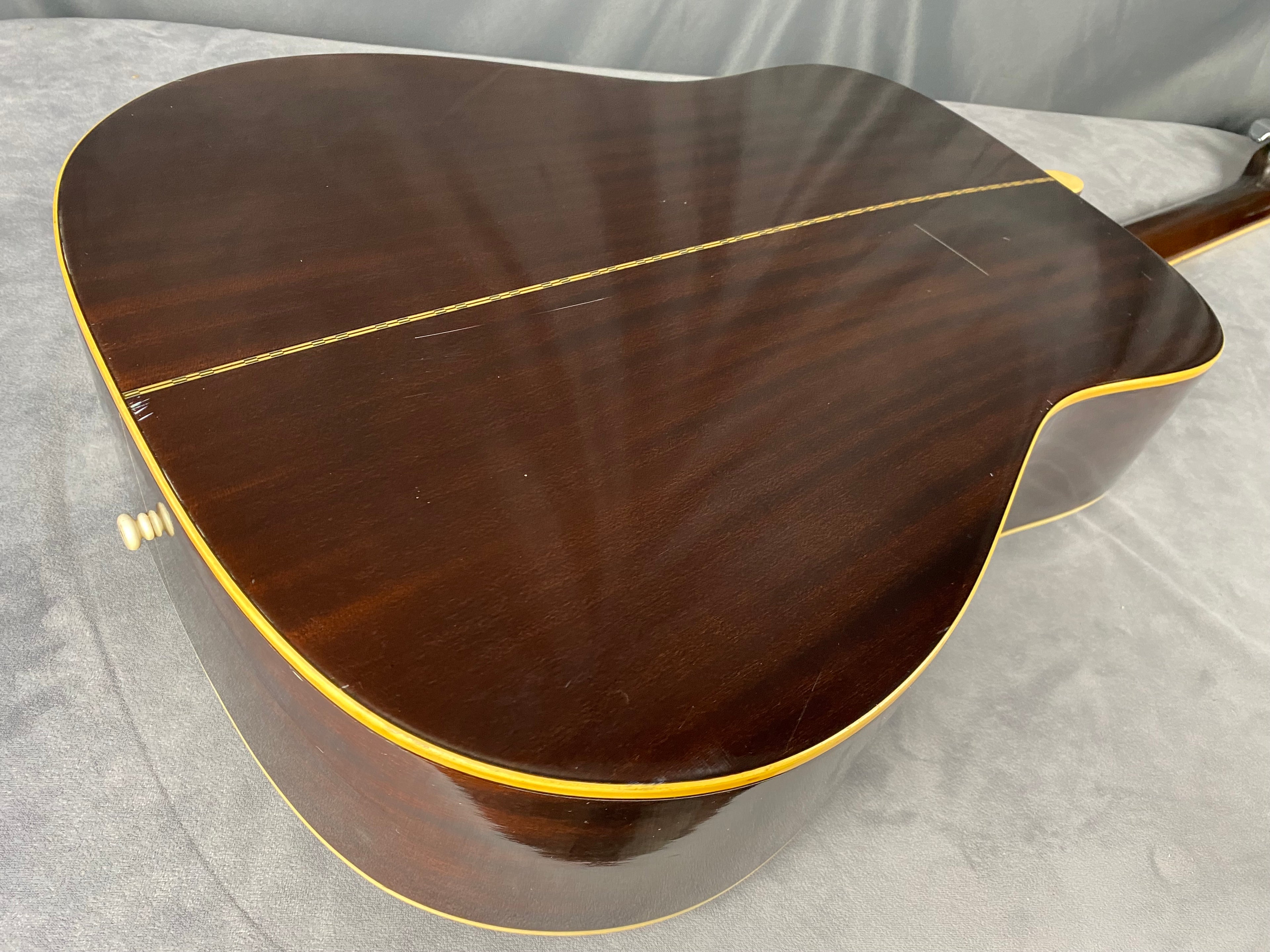 Yamaha FG-201 1977