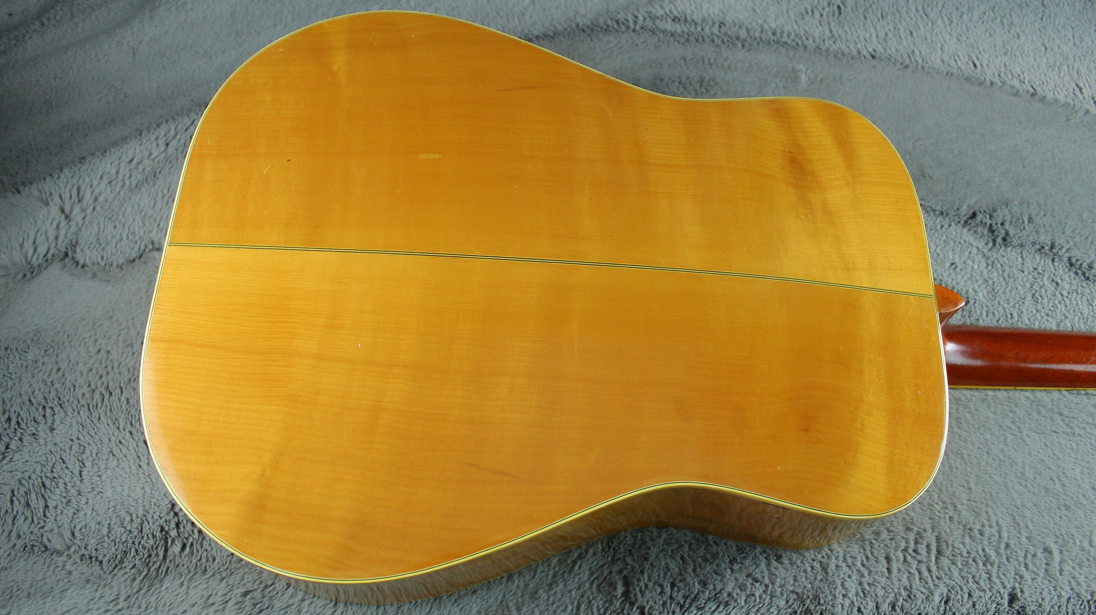 Roje by Zen-On 250 Hummingbird Style Acoustic Japan