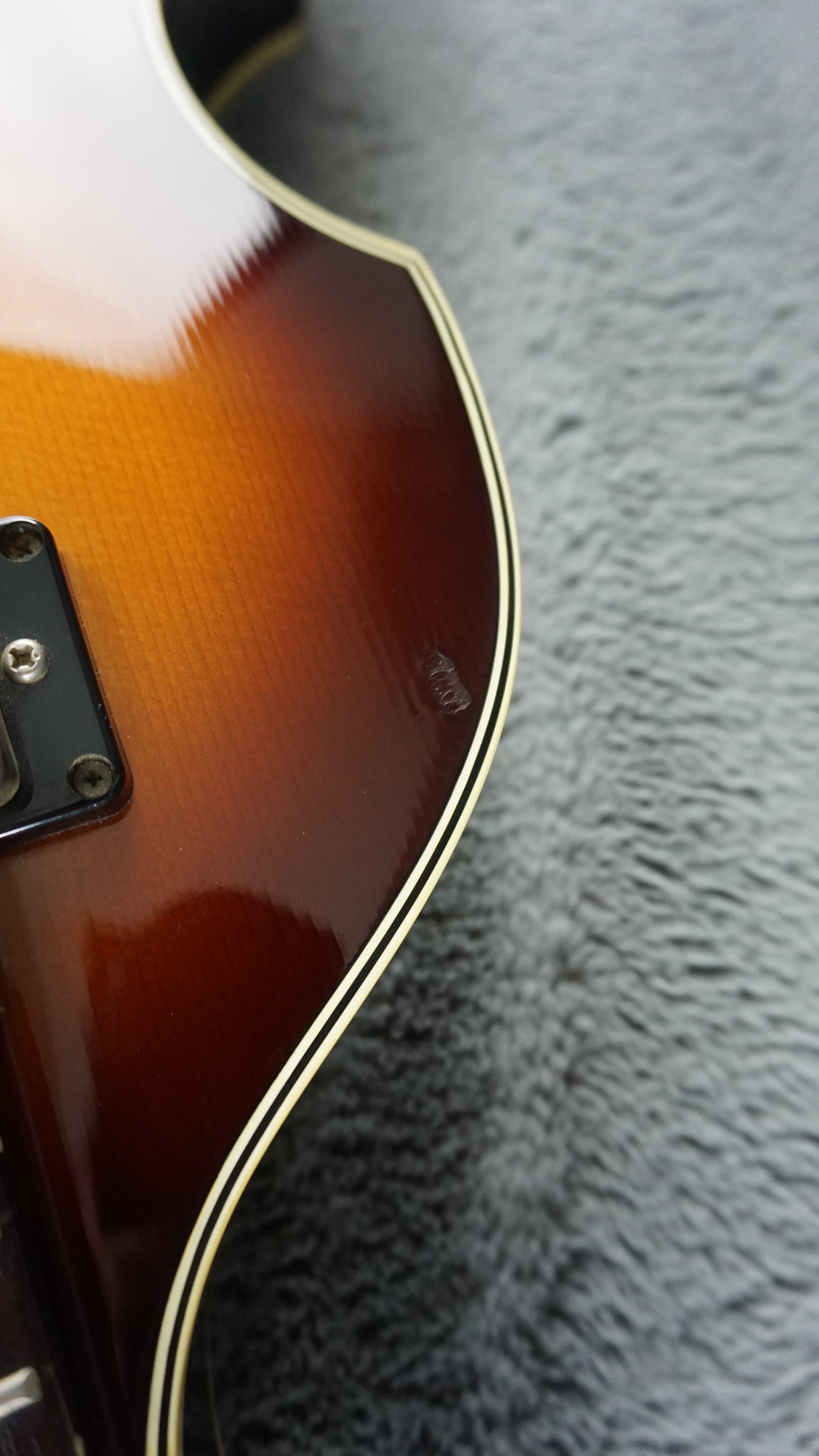 Greco Violin Bass - Sunburst Japan 4-String Bass