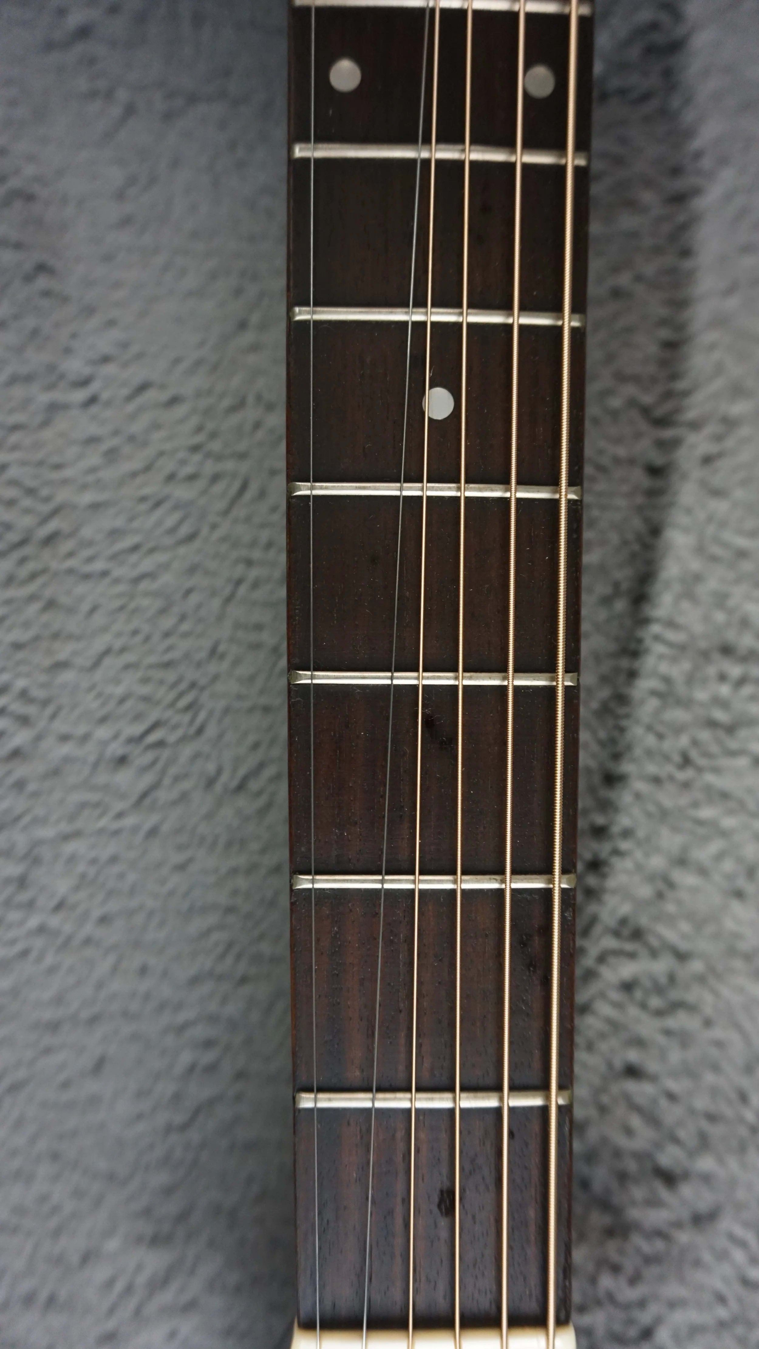 Morris F-18 Japan Folk Acoustic Guitar