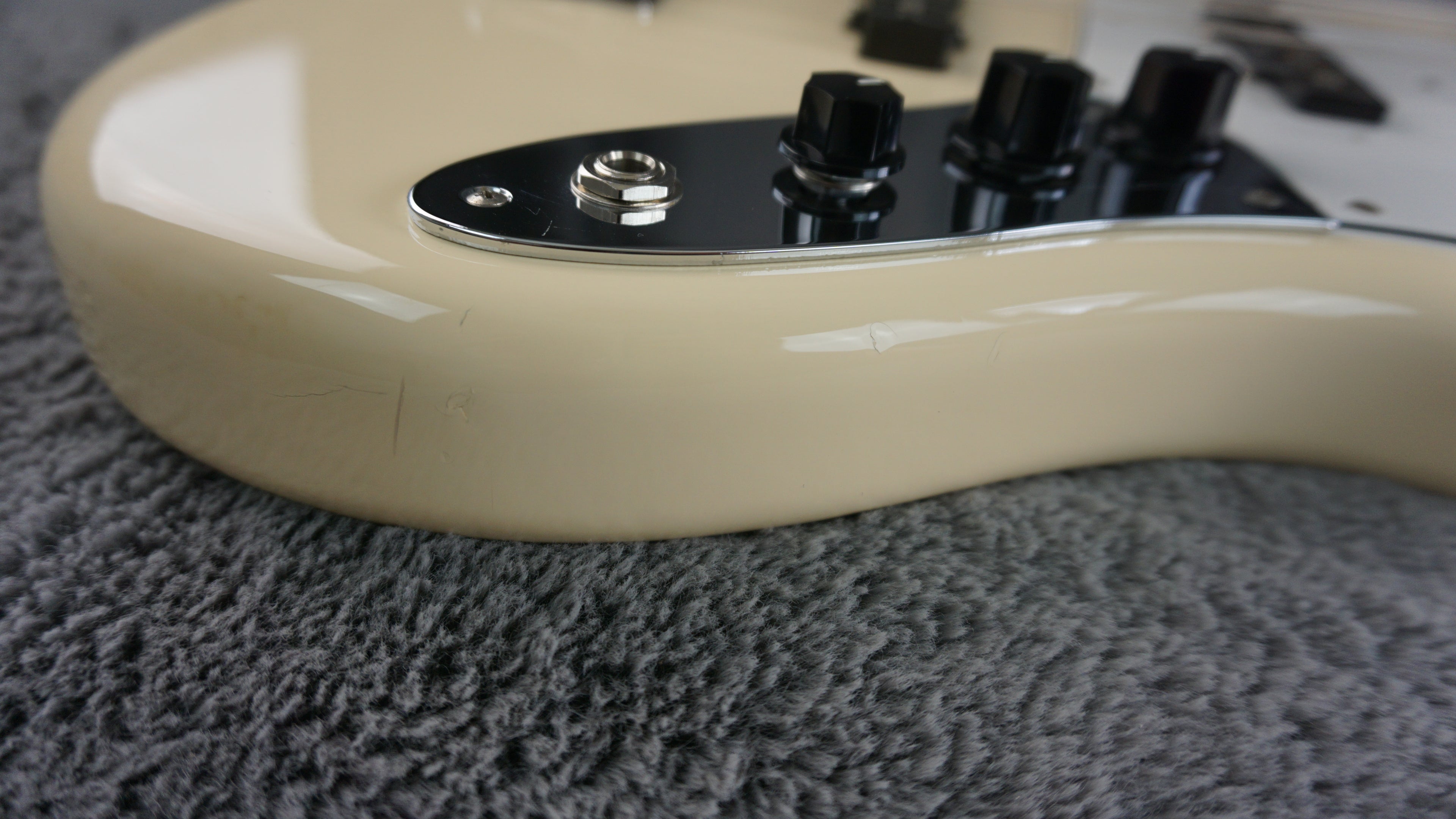 Fender Jazz Bass 1995 - White Japan Bass Guitar
