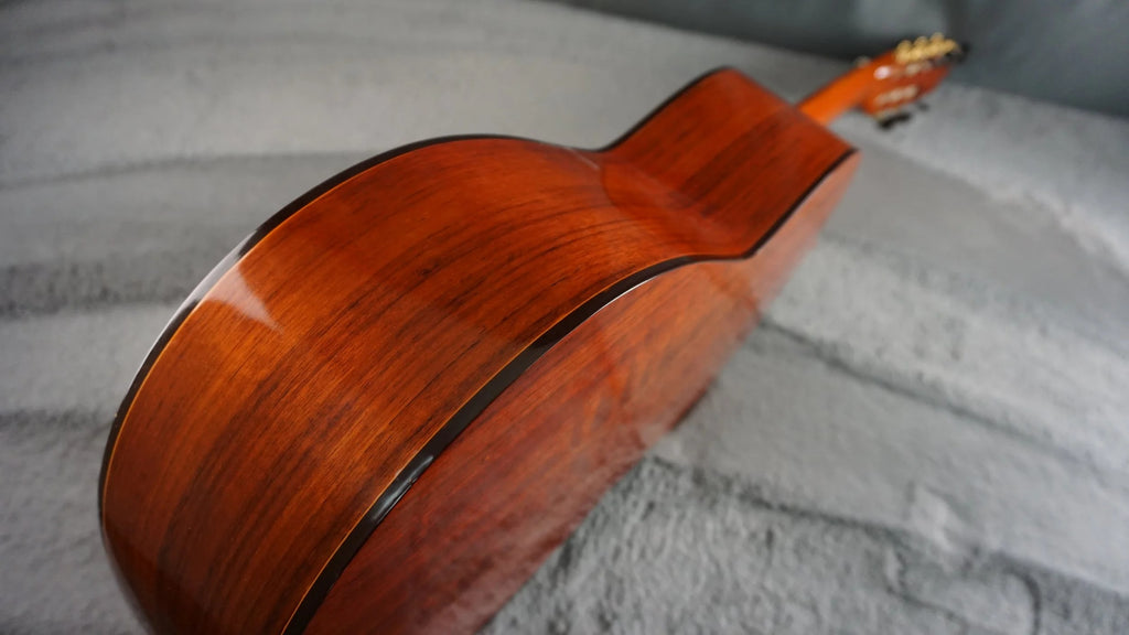 Tatsuno Zen-On Model 130 Japan Classical Guitar