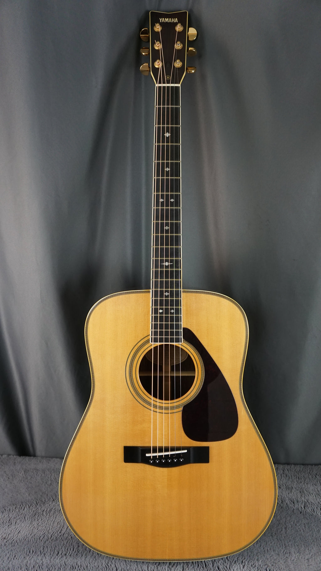 Yamaha L-8 Luxury Series Solid Wood Japan Acoustic