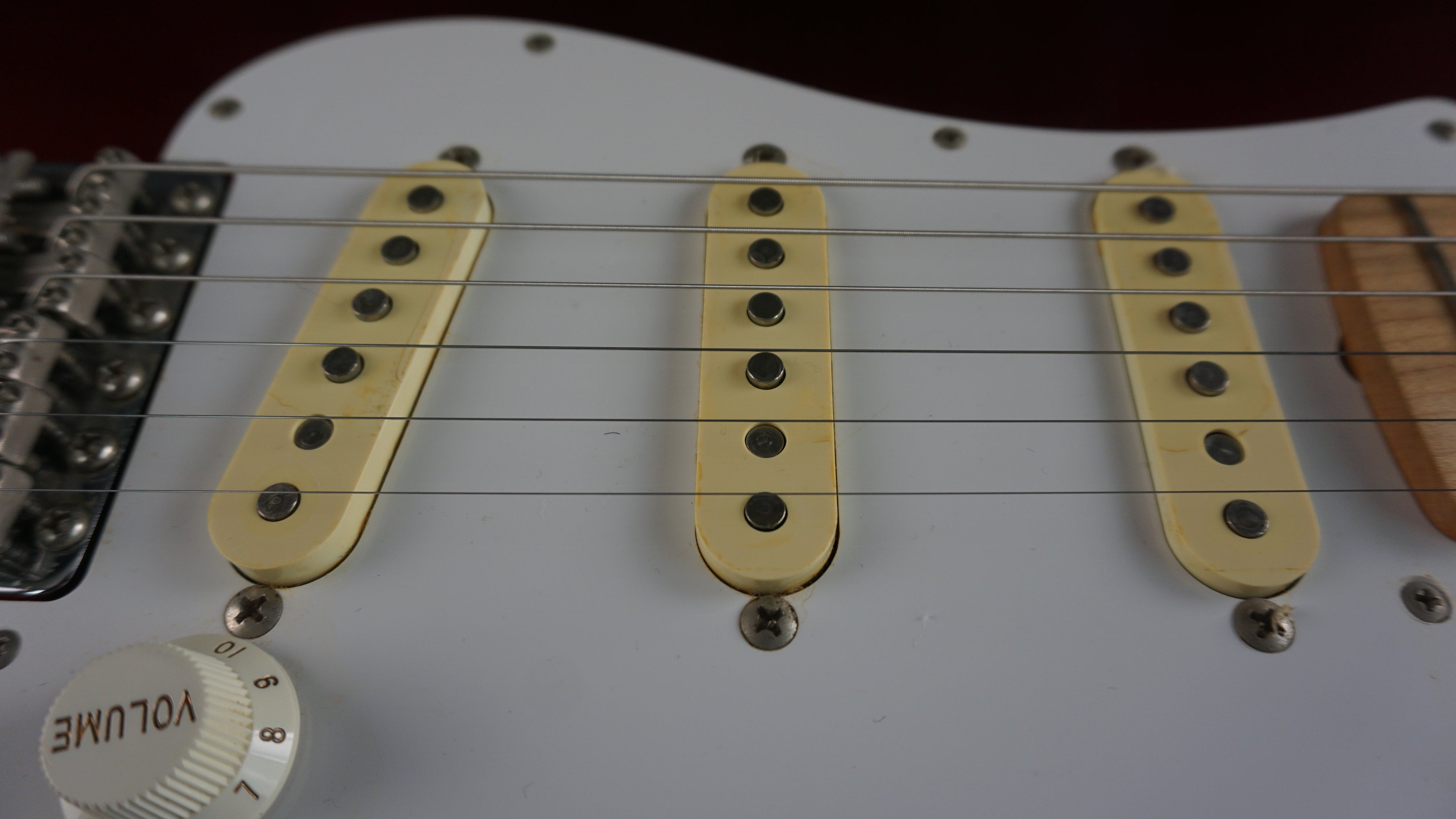 Fender Stratocaster - Cherry Japan
