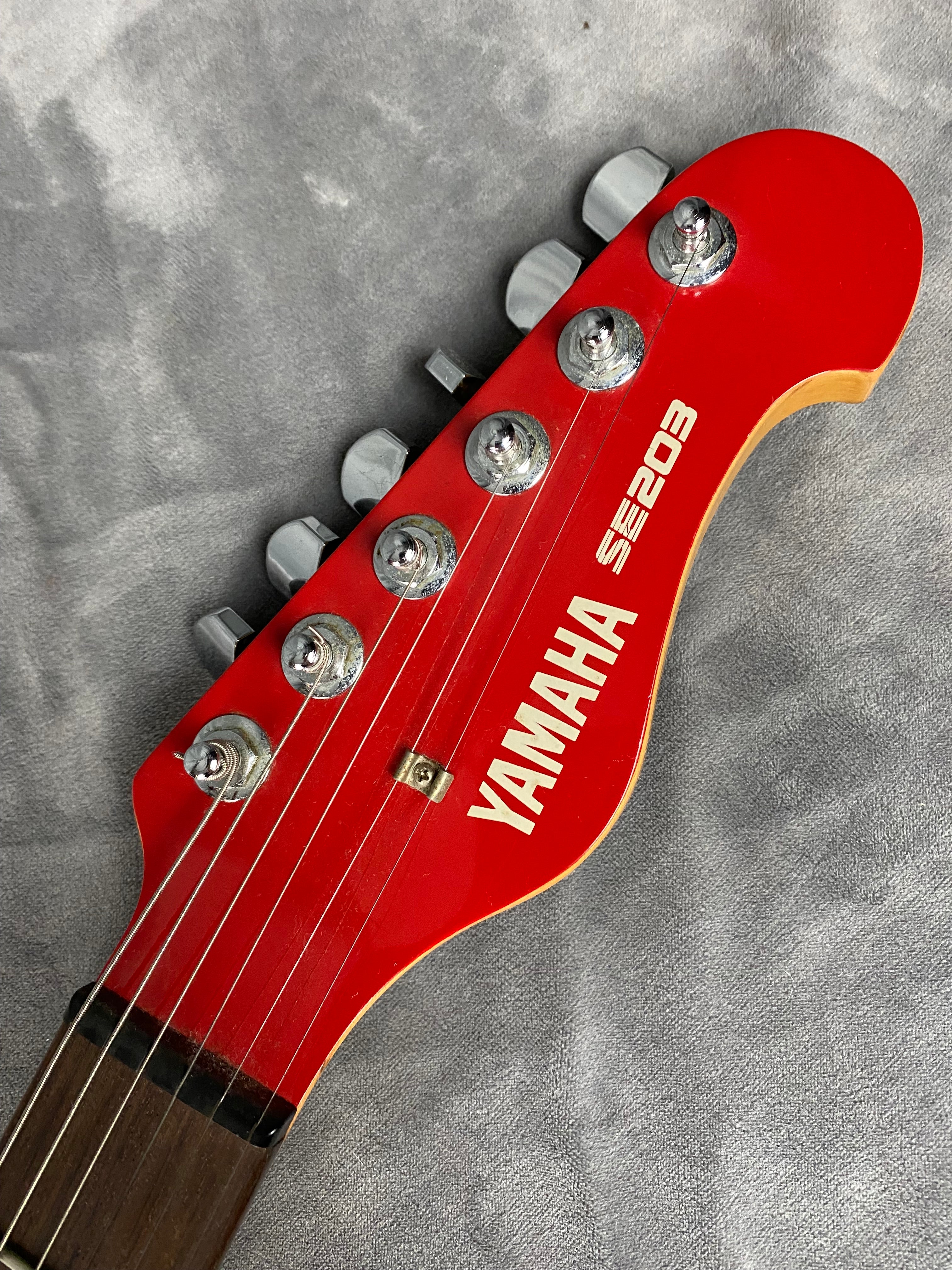 Yamaha SE203 2000’s