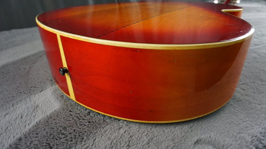 Morales M350 Jumbo Acoustic Japan Sunburst w/ Hard Case