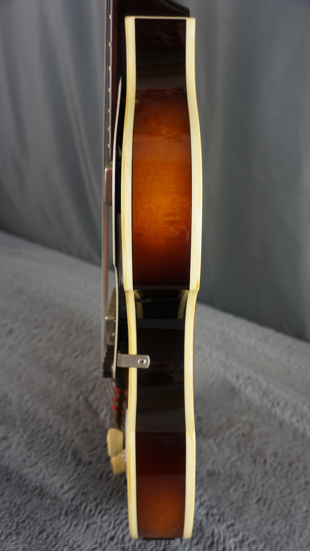 Greco Violin Bass - Sunburst Japan 4-String Bass