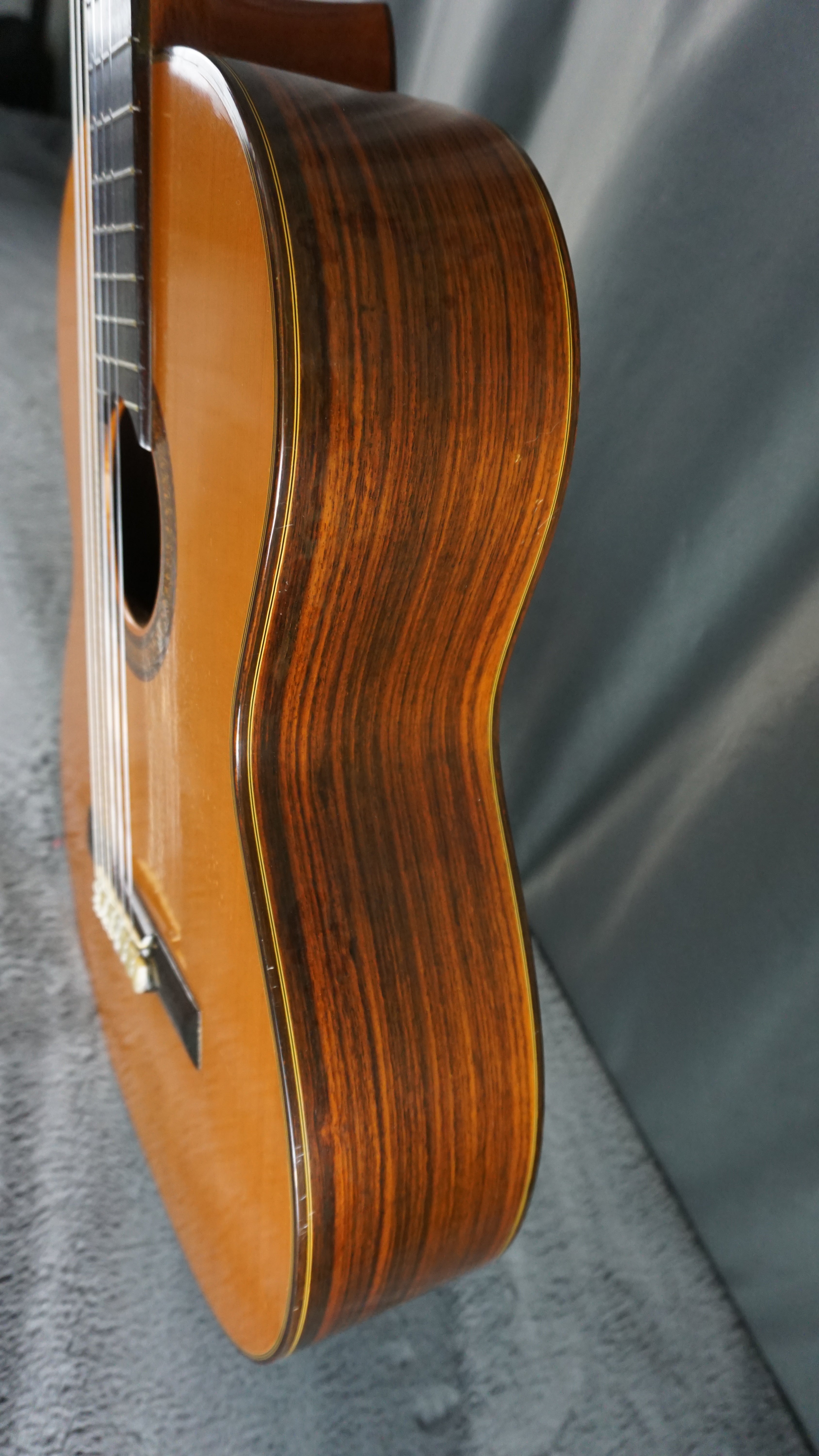 Albeniz (Zen-On) Modelo 50 Japan Classical Guitar