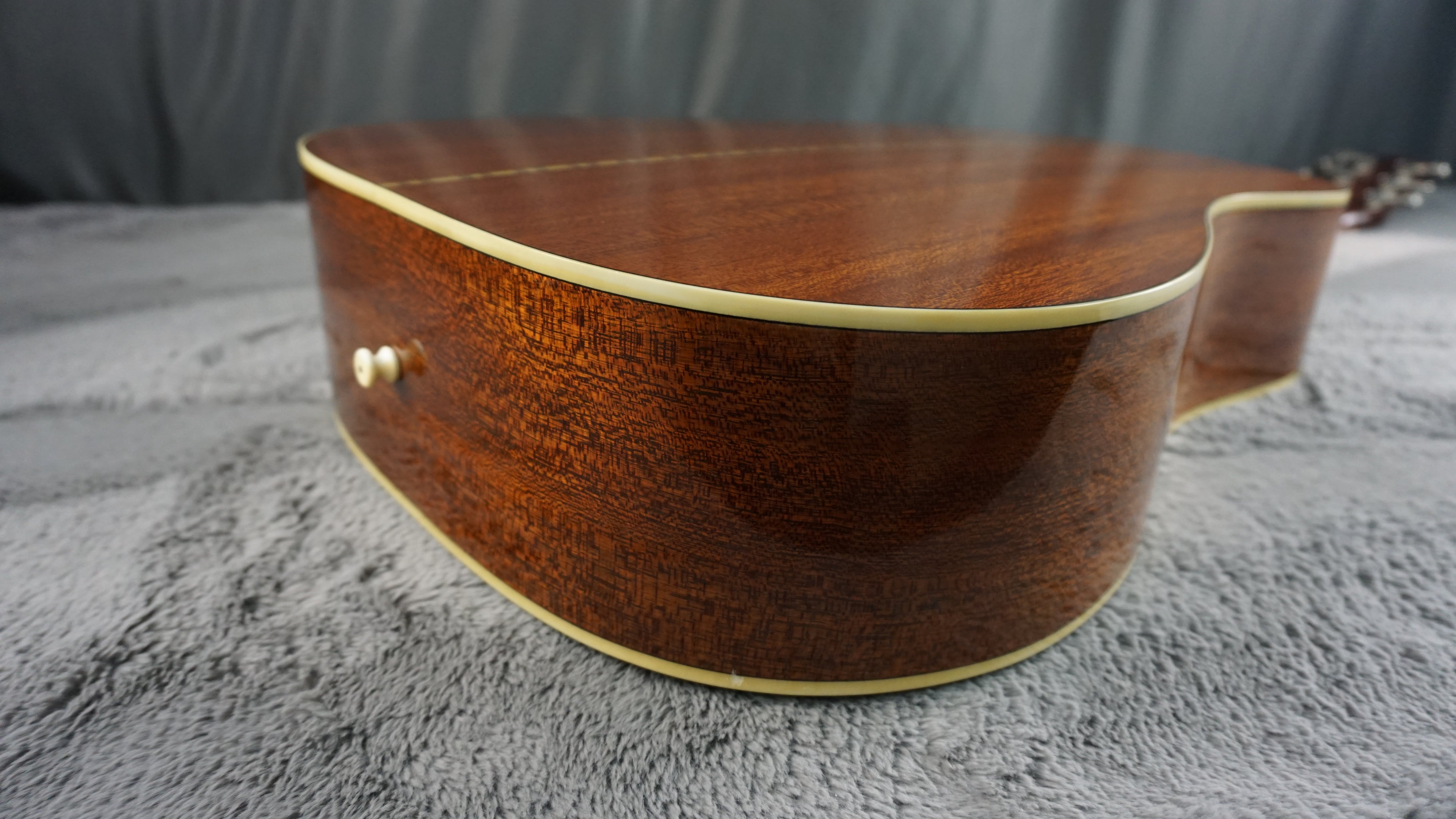 Morris MV-701 Vanguard Series Japan Acoustic