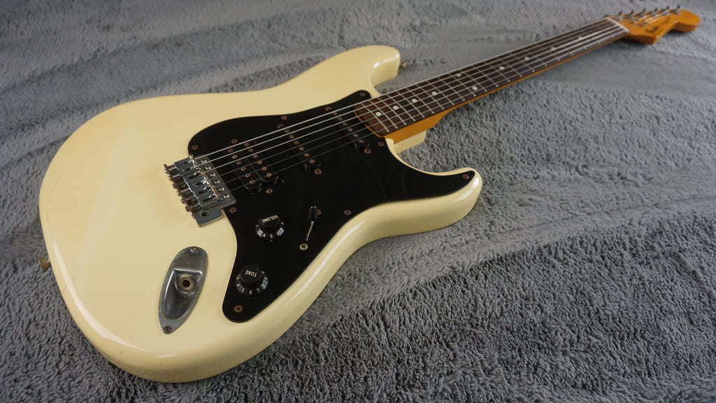 Fender Stratocaster 1984 - 1987 - White Japan