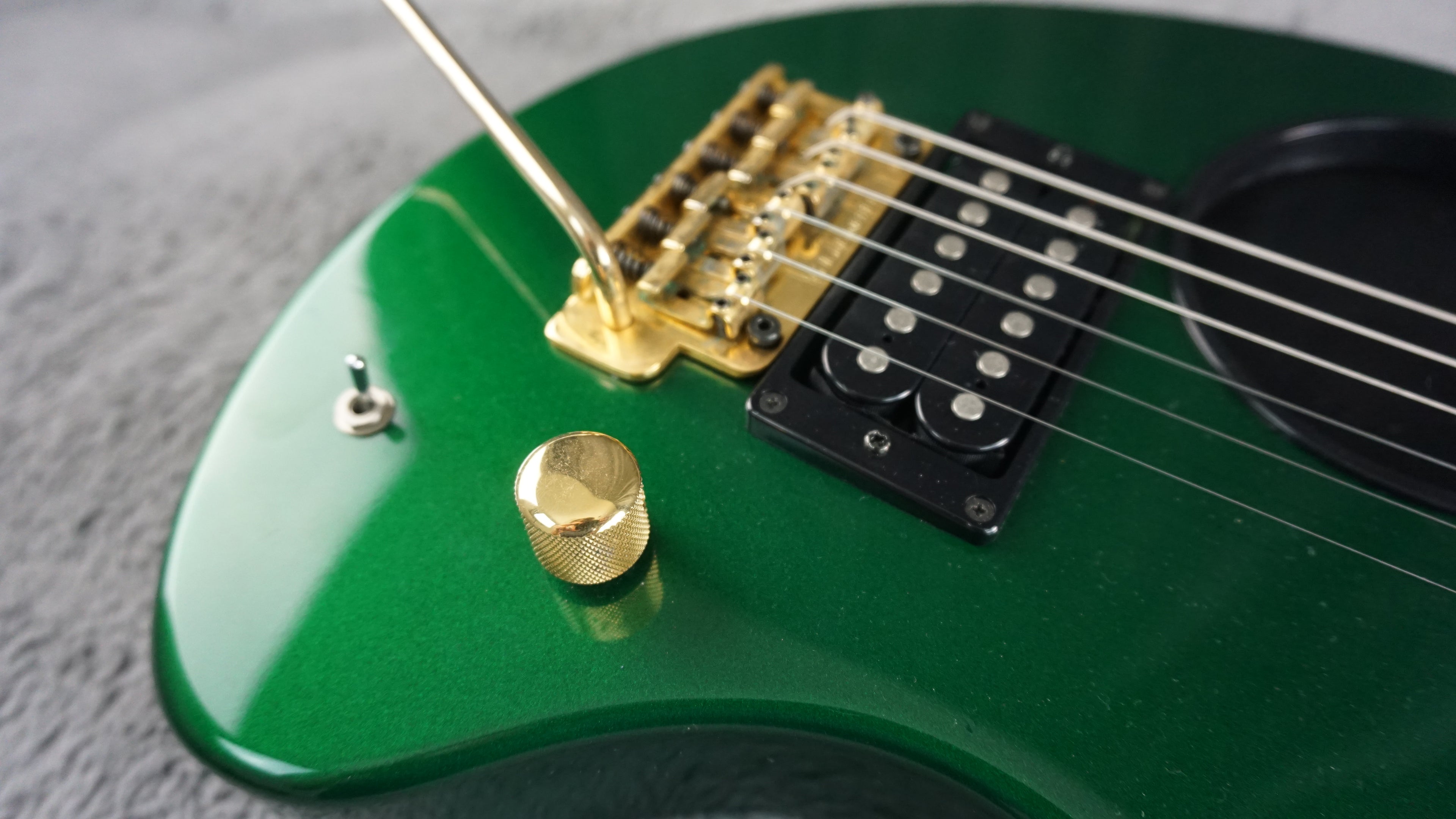 Fernandes/Burny ZO-3 Green Japan Built-in Speaker