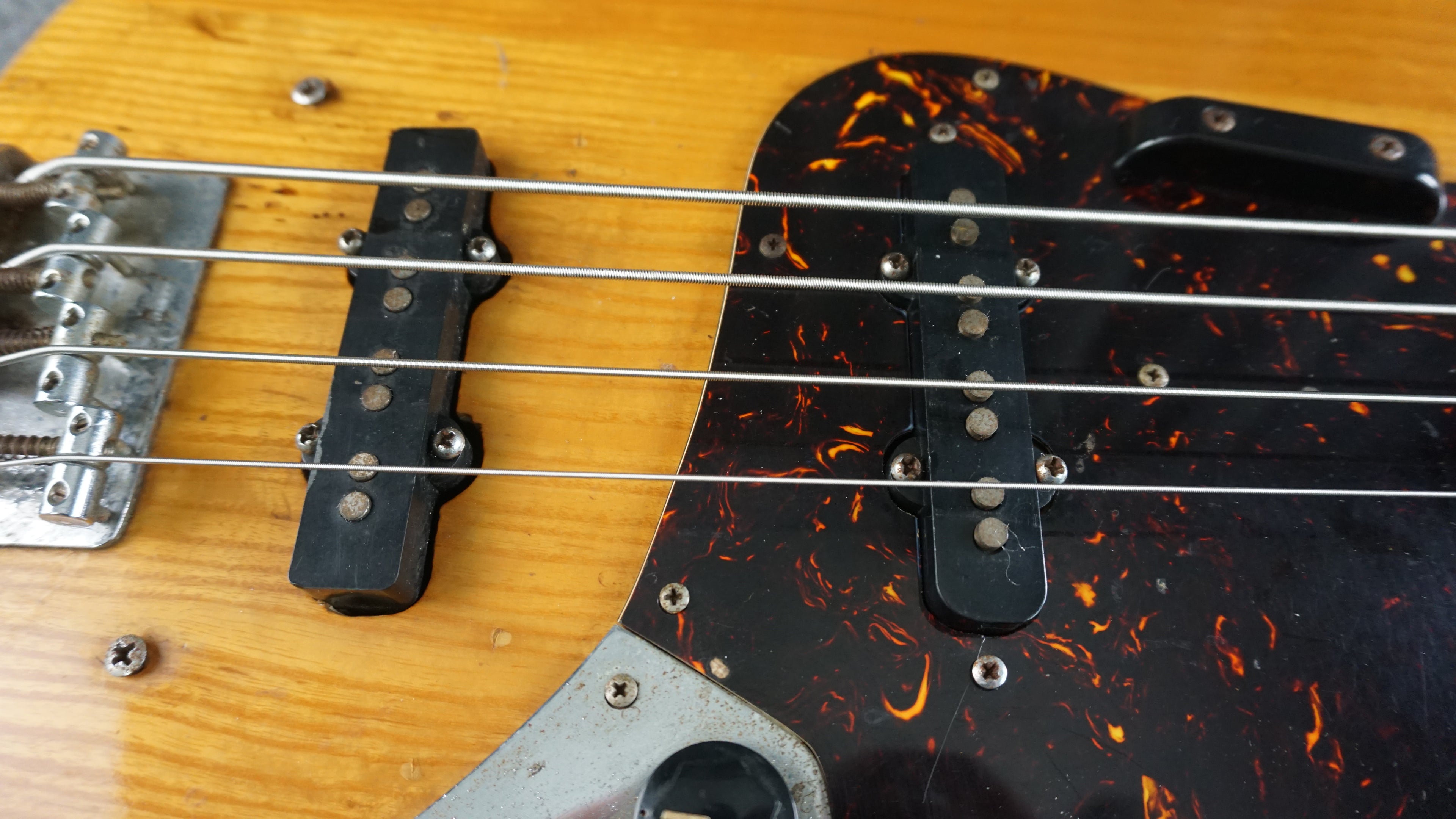 Hisonus Excellent Bass - Jazz Style Natural