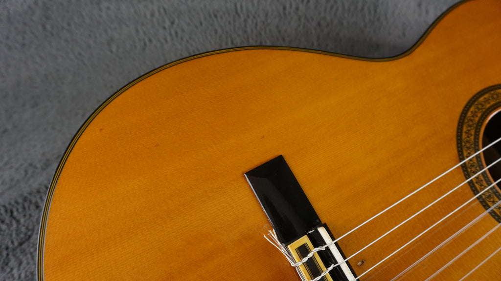 Yamaha C-180 Japan Classical Guitar