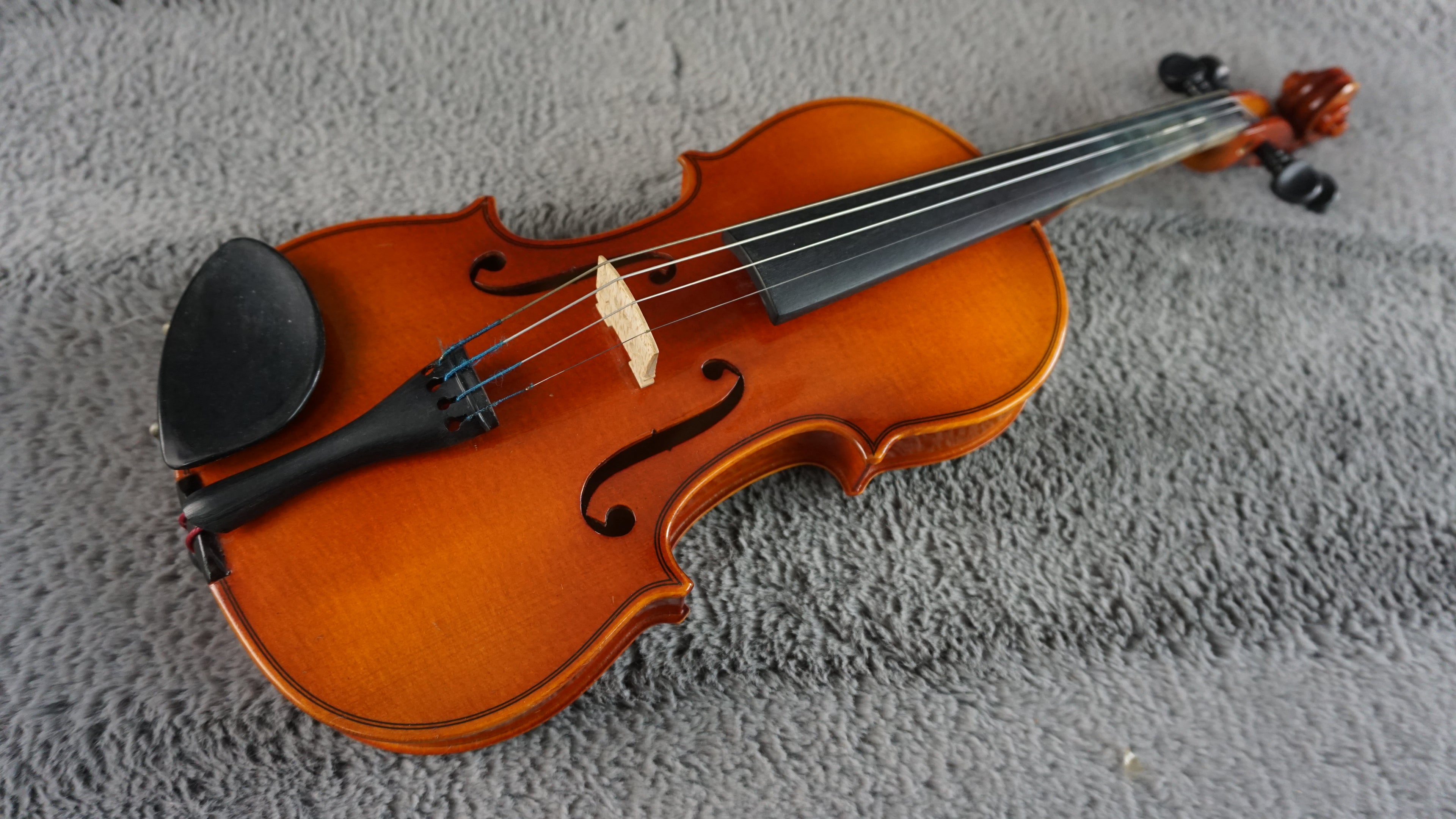 Suzuki No. 200 1/8 Violin Japan w/ Case & Bow