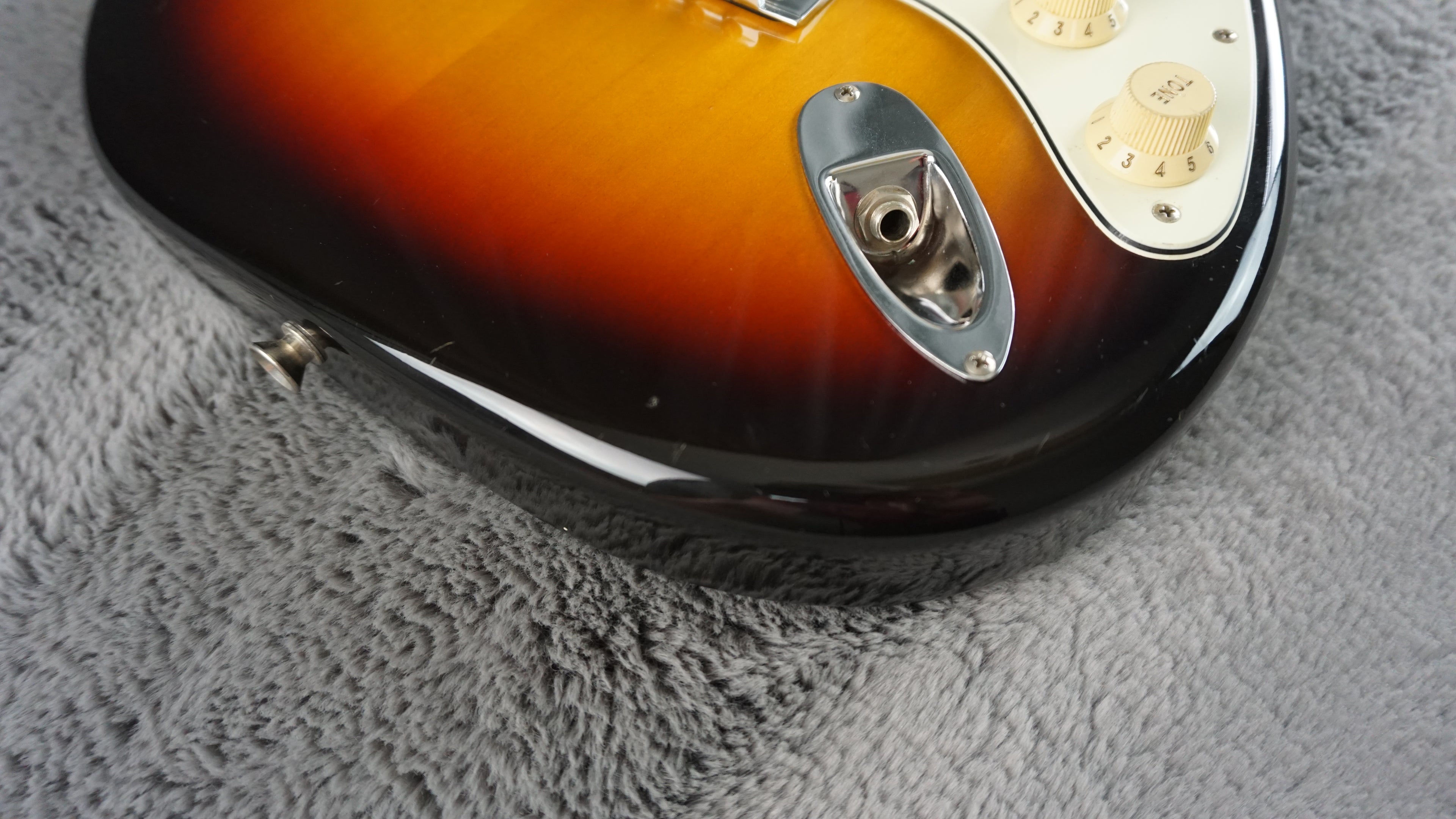 Fender Stratocaster 2017 - Sunburst Made in Japan